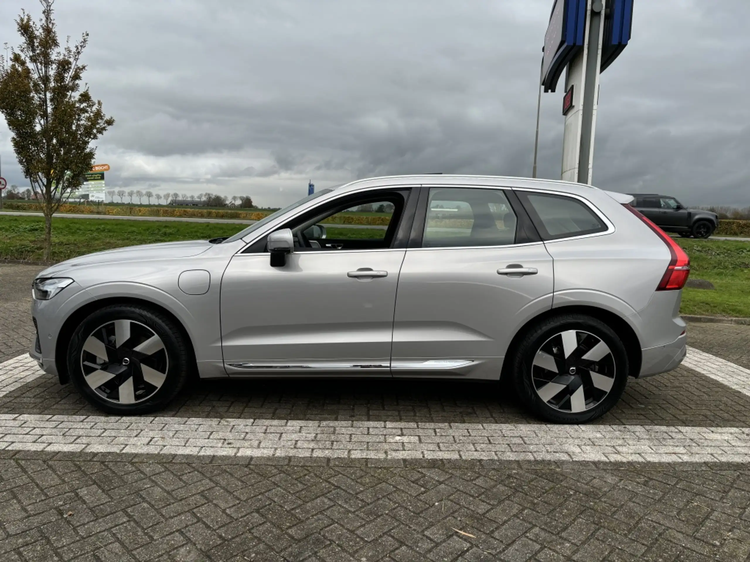 Volvo - XC60