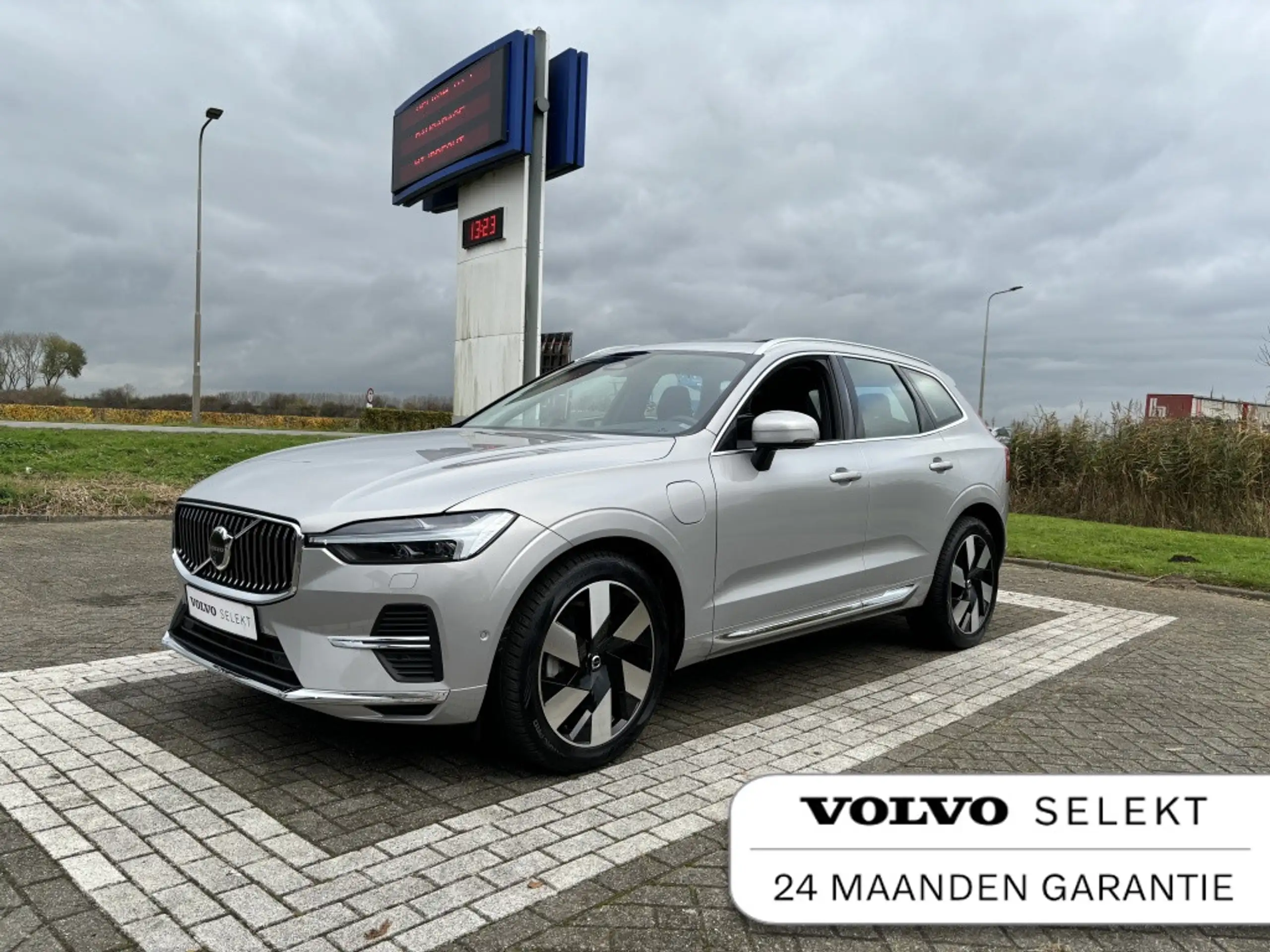 Volvo - XC60