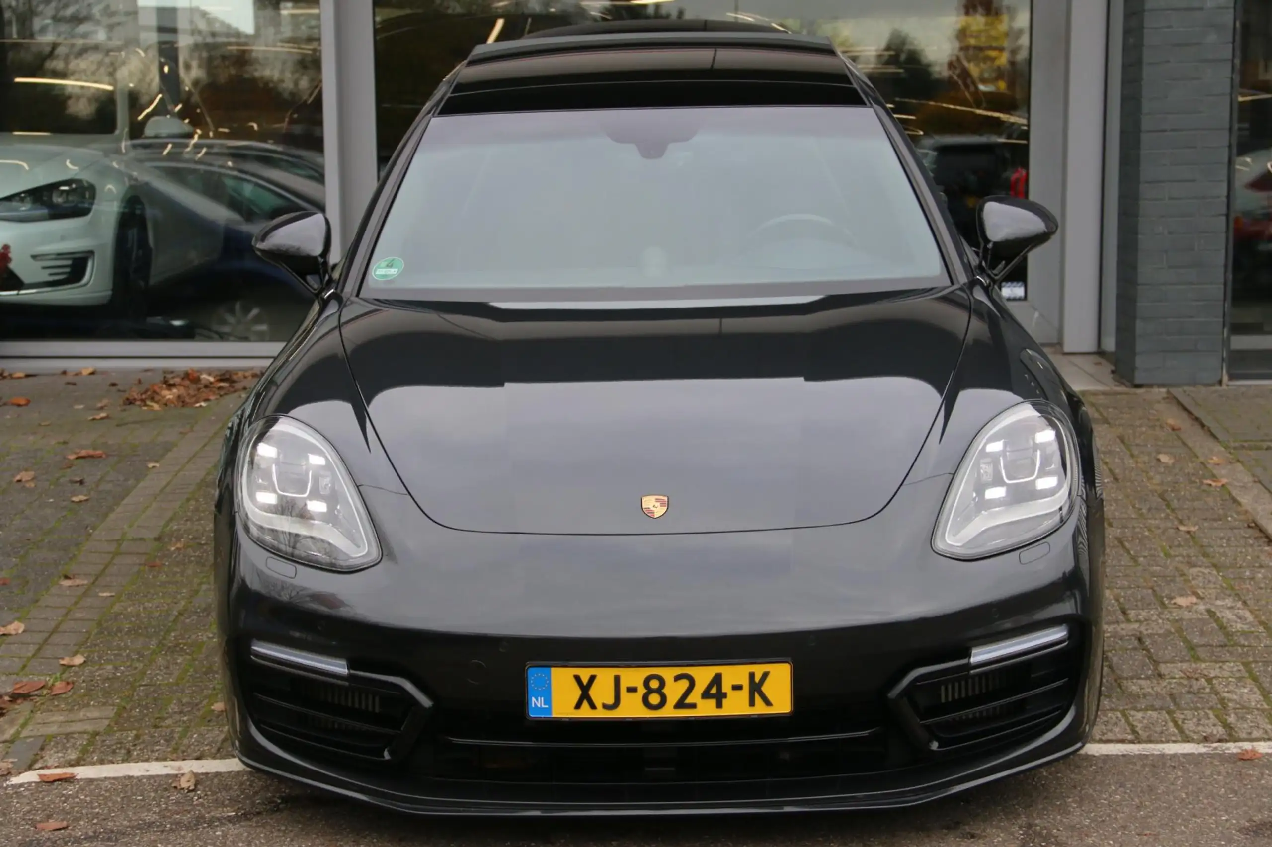 Porsche - Panamera