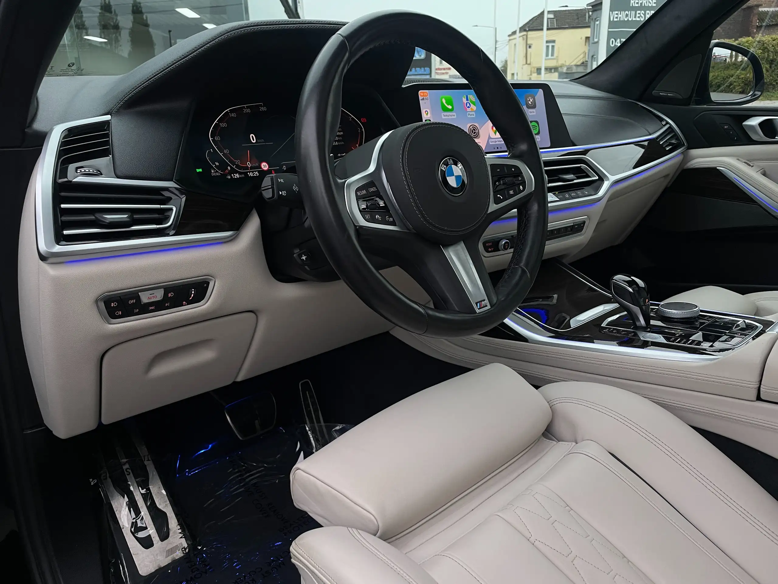 BMW - X7