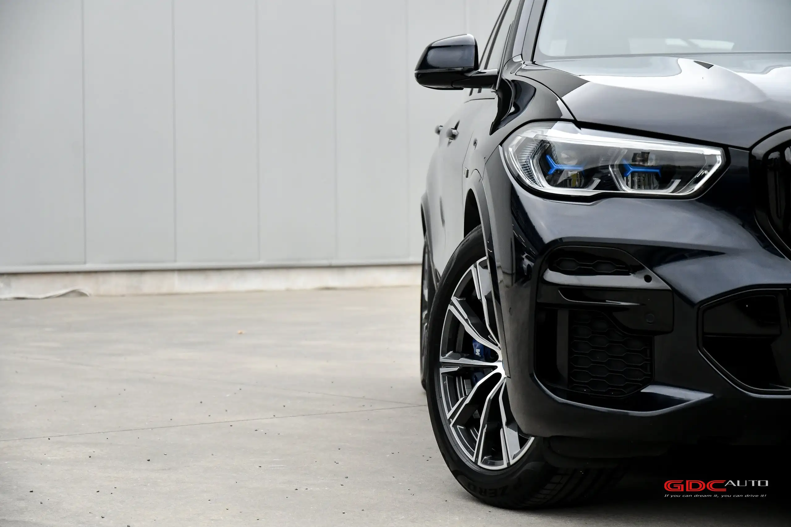 BMW - X5