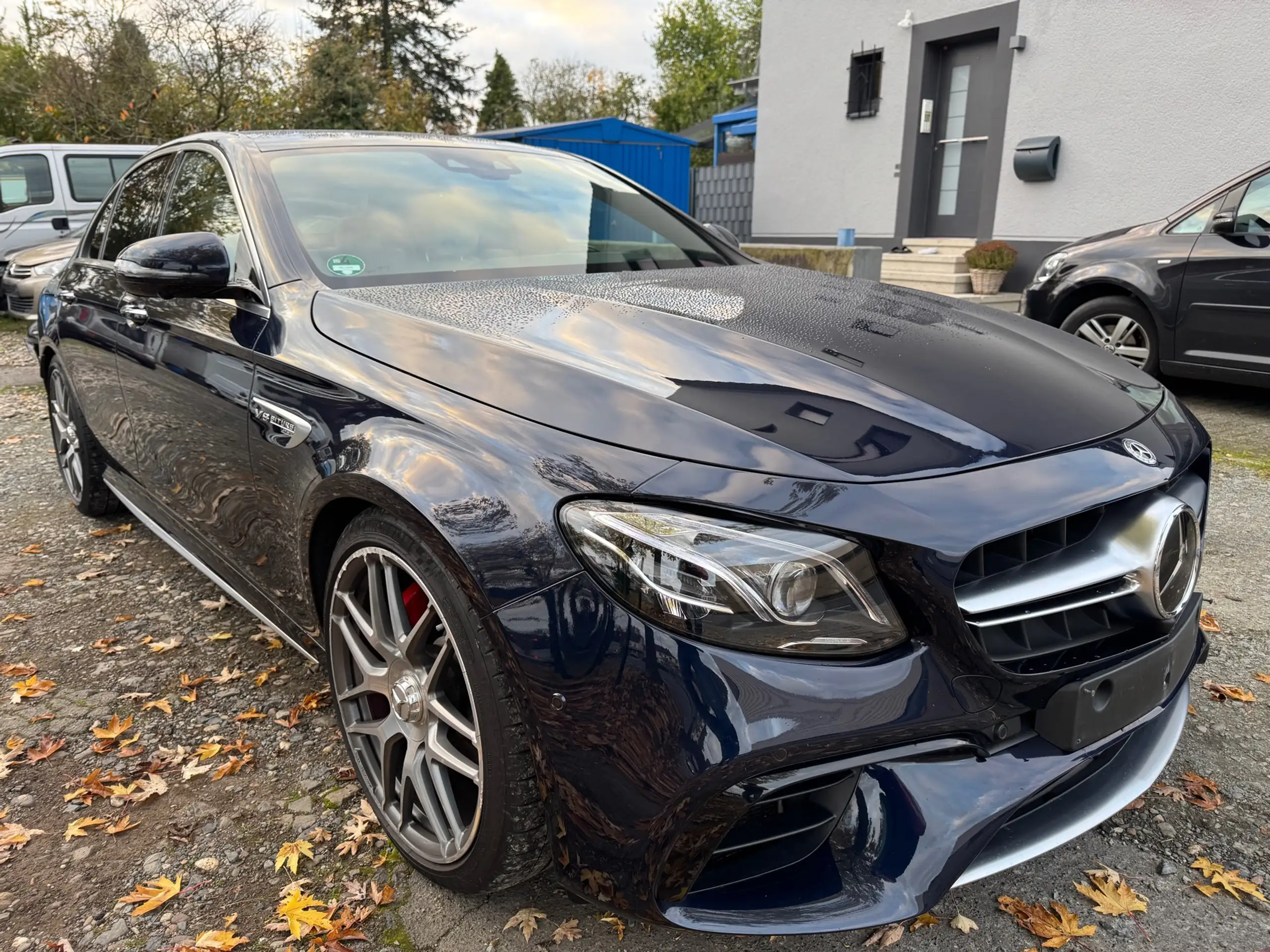 Mercedes-Benz - E 63 AMG