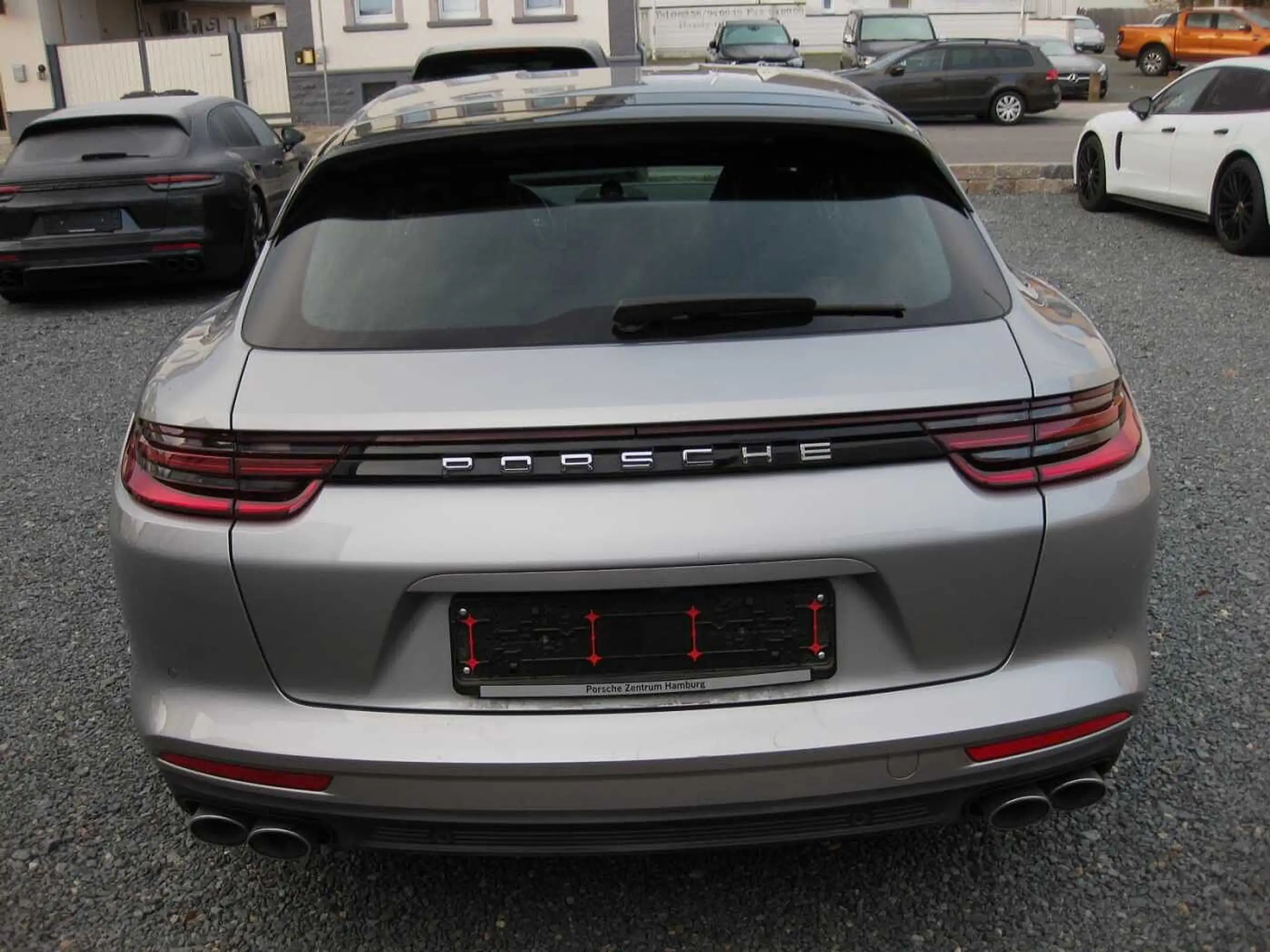 Porsche - Panamera