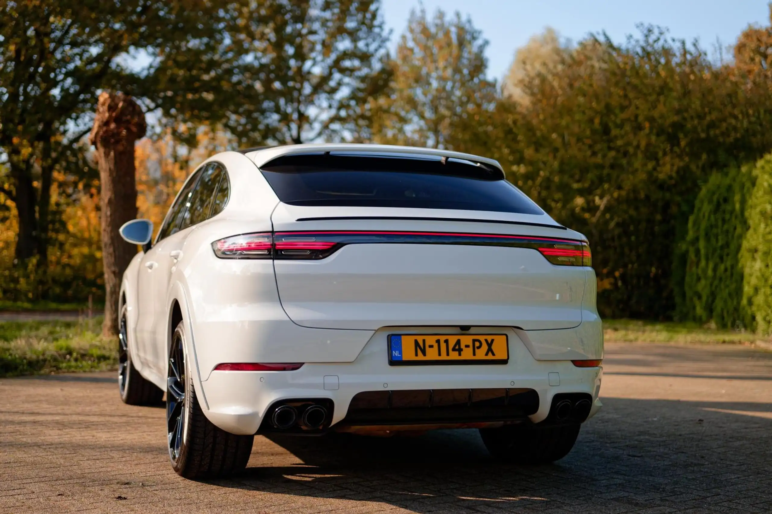 Porsche - Cayenne