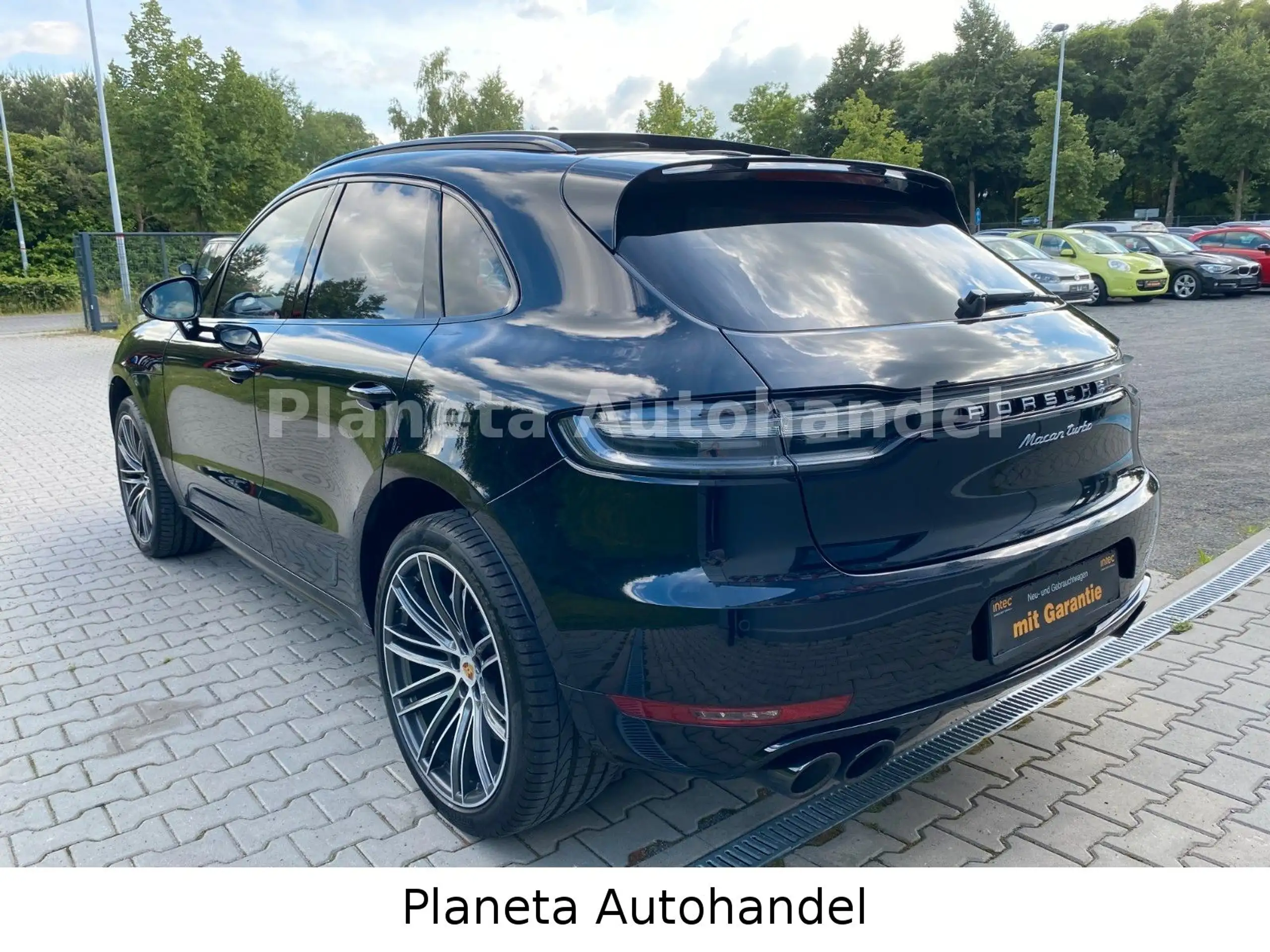 Porsche - Macan