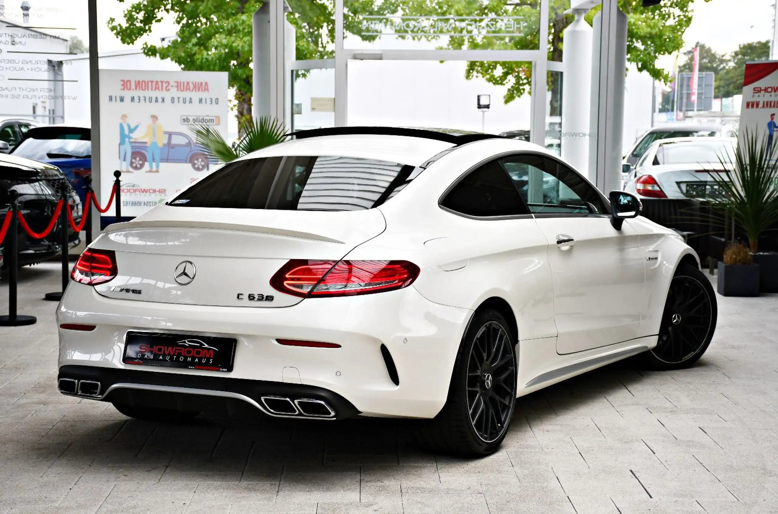 Mercedes-Benz - C 63 AMG