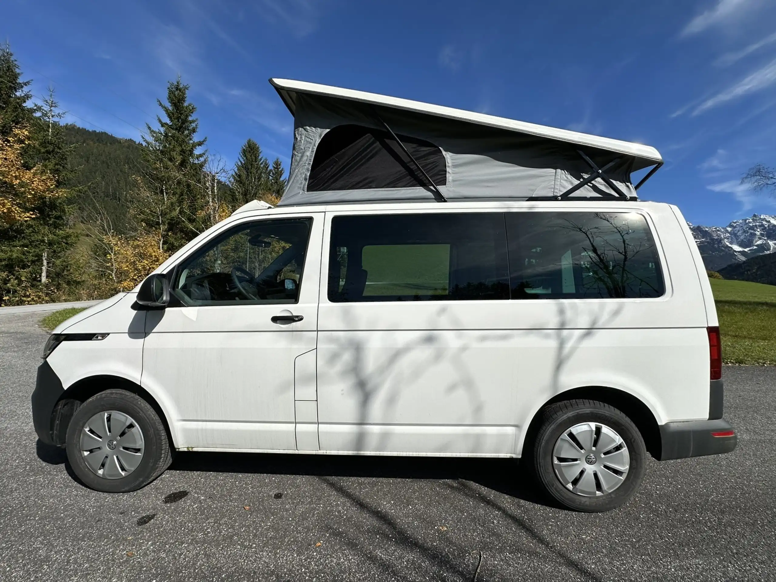 Volkswagen - T6 California