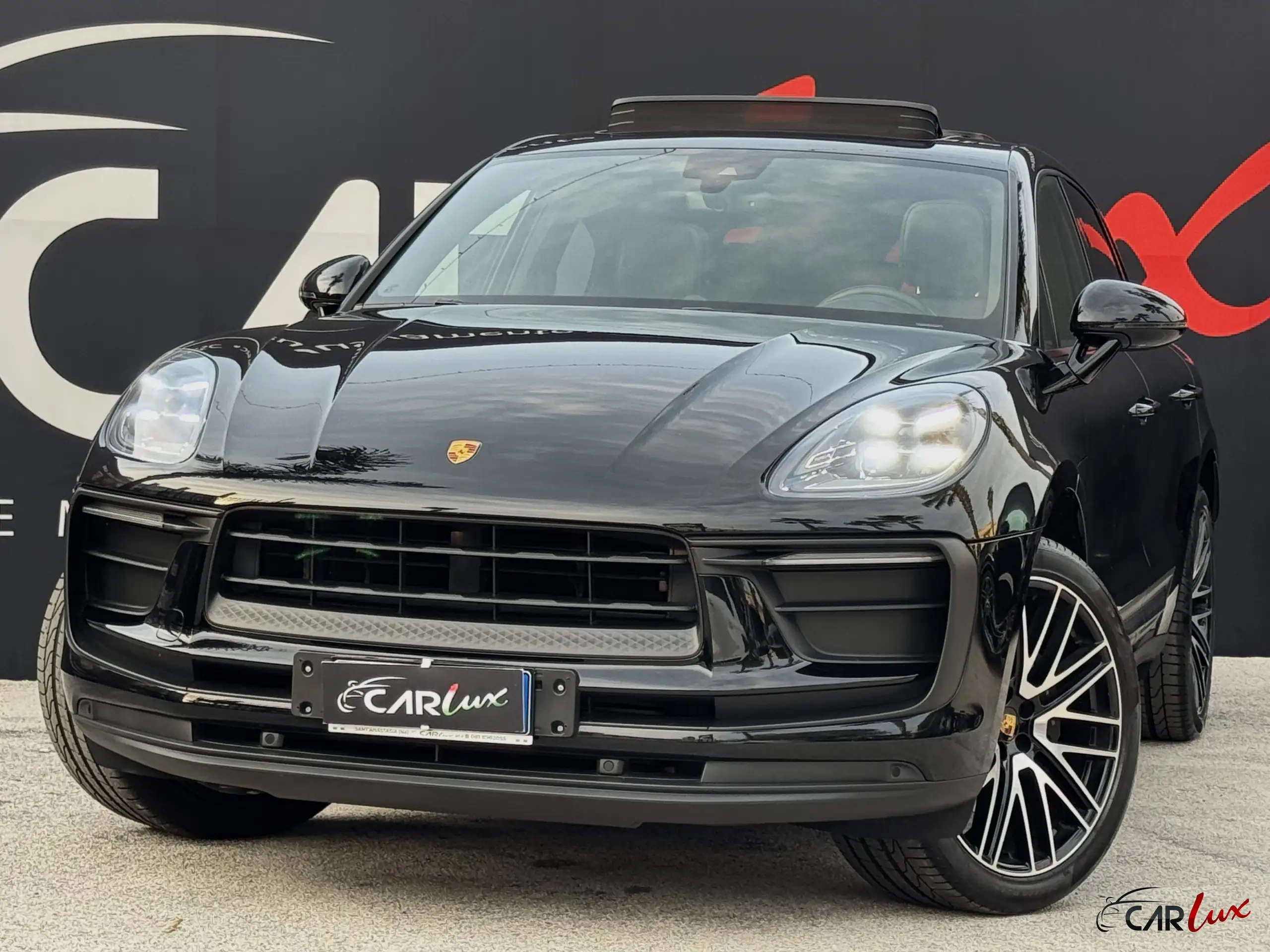 Porsche - Macan