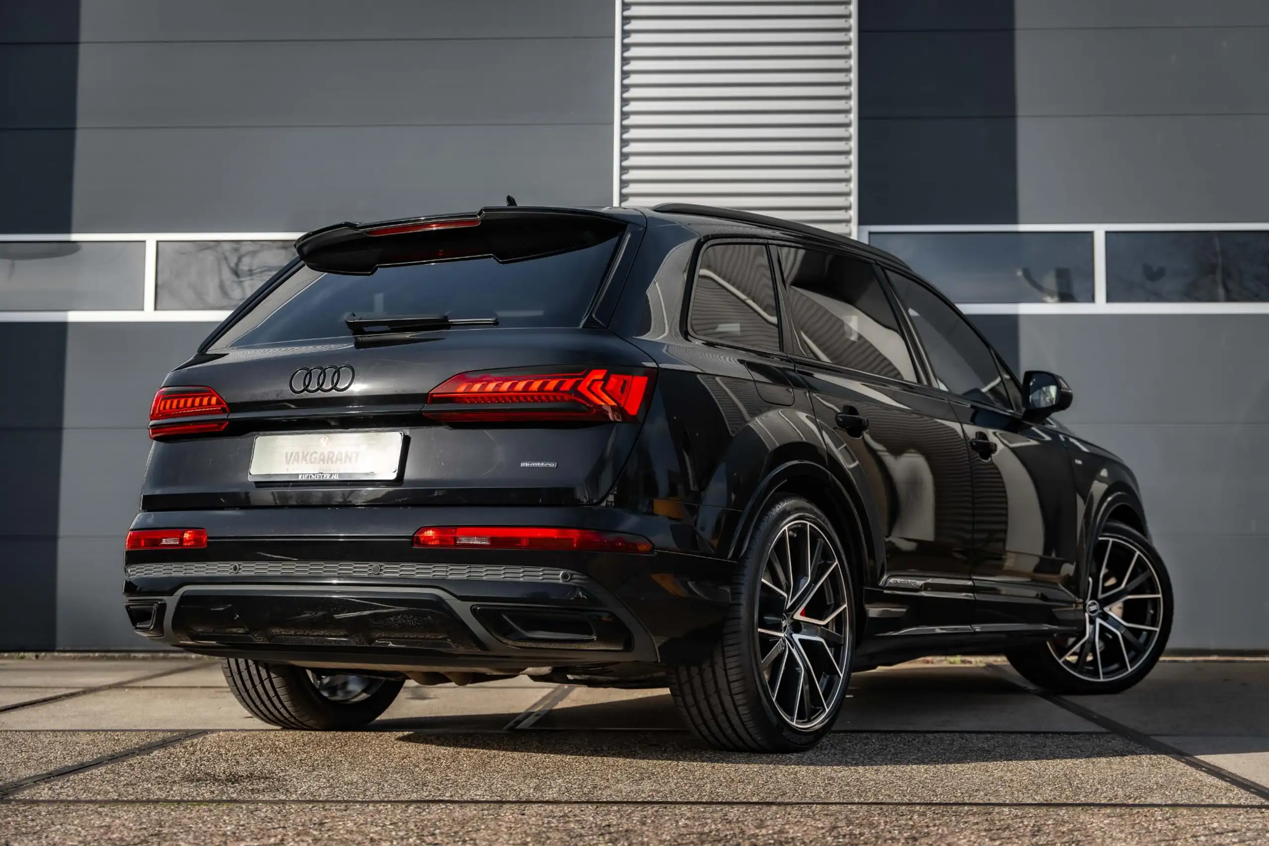 Audi - Q7