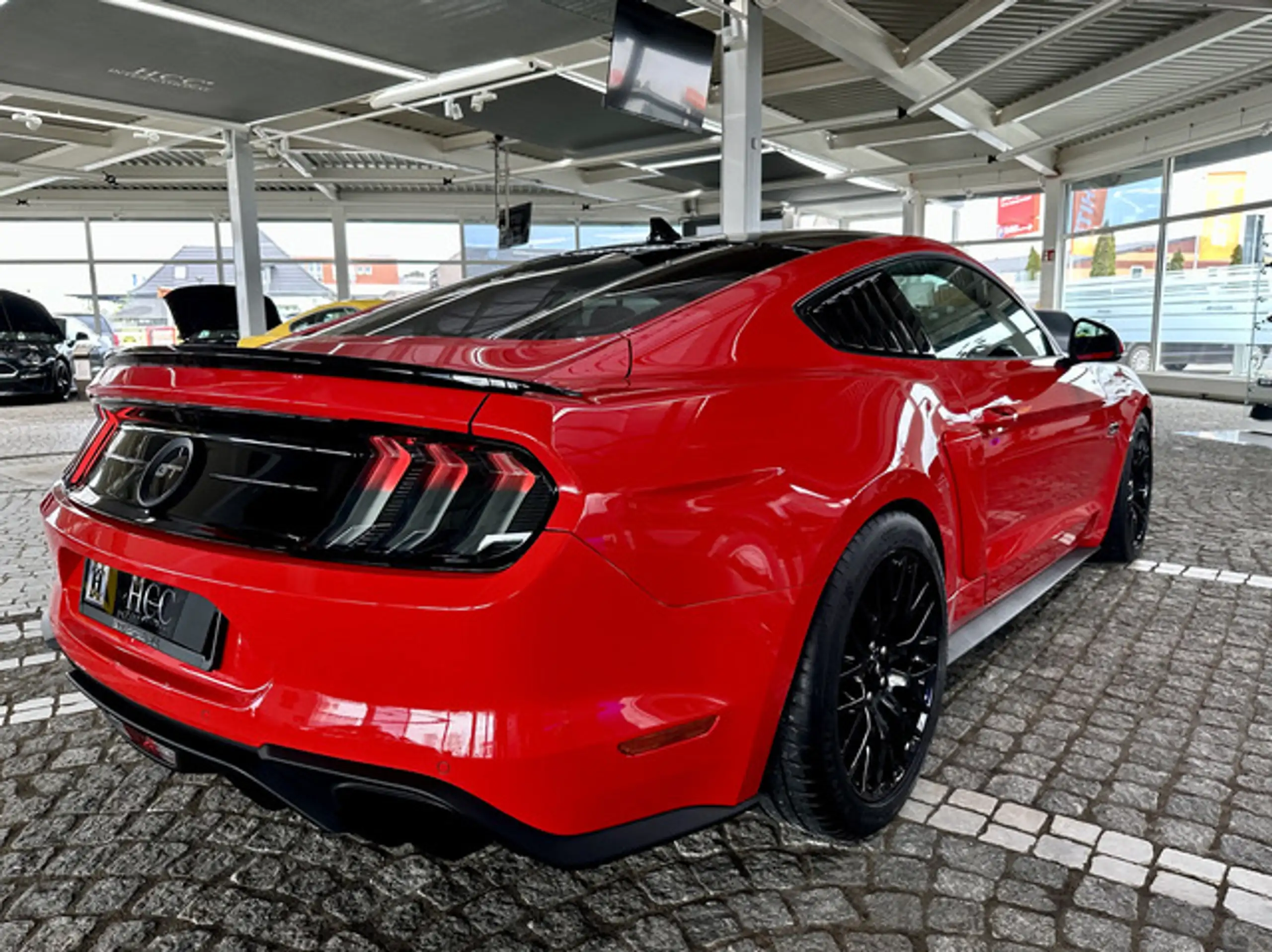 Ford - Mustang