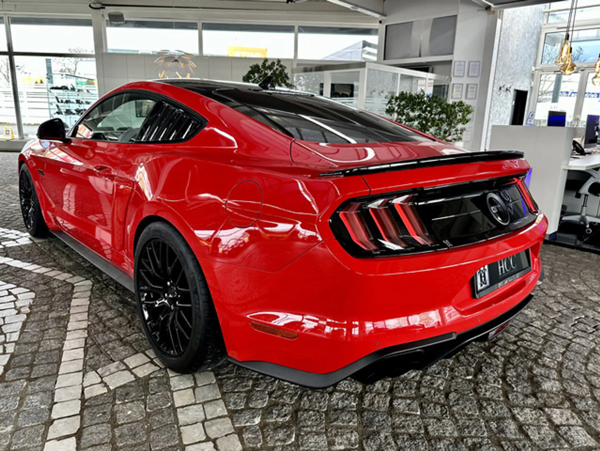 Ford - Mustang