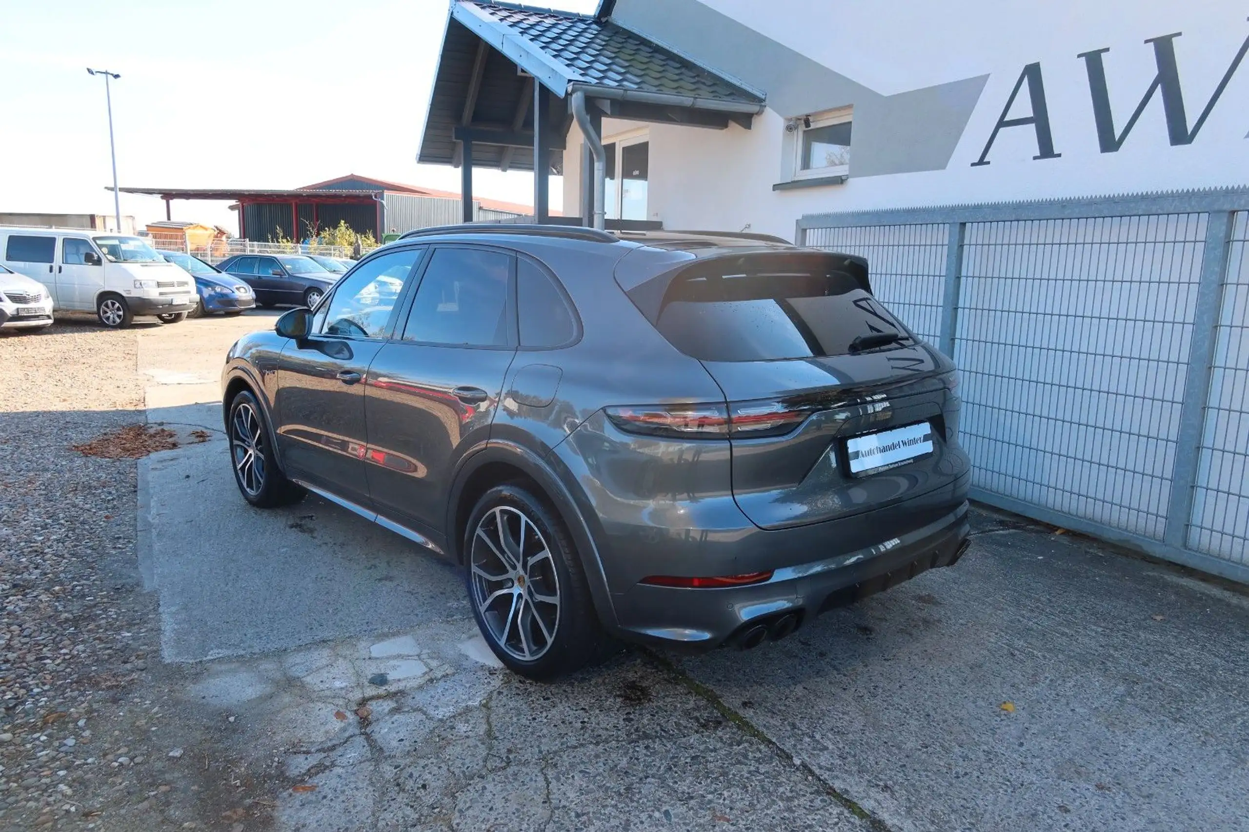 Porsche - Cayenne