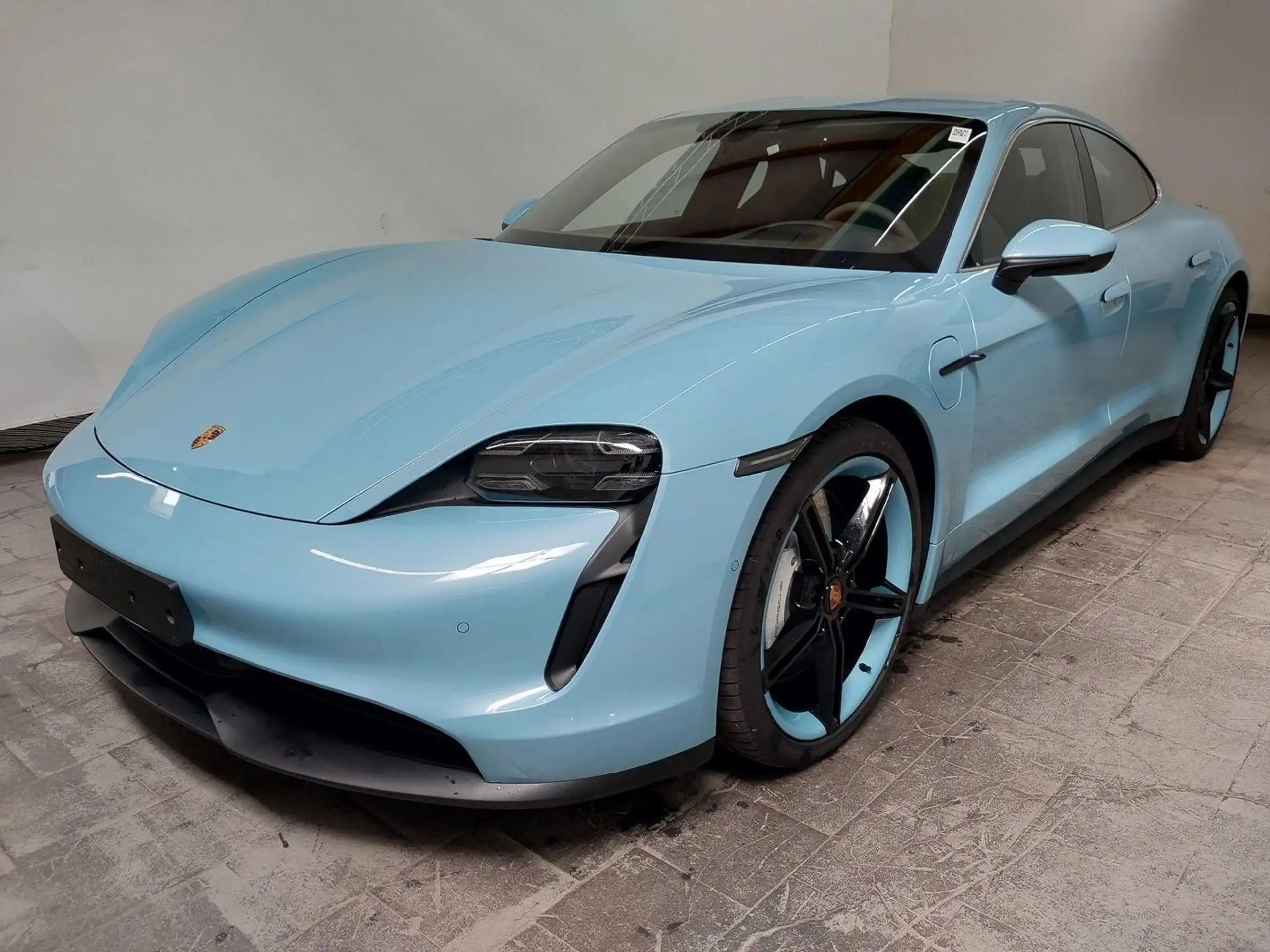 Porsche Taycan 2021