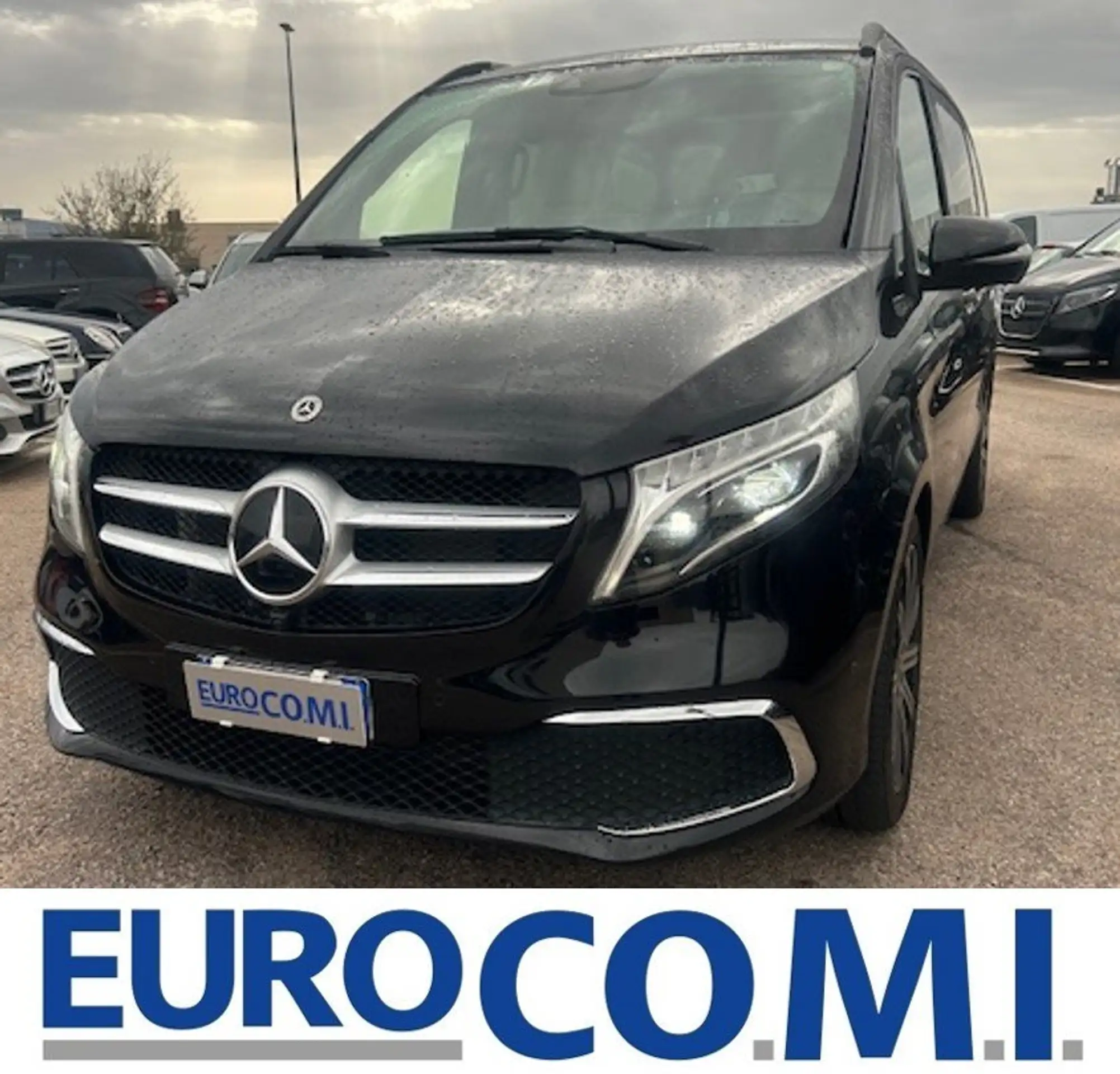 Mercedes-Benz - V