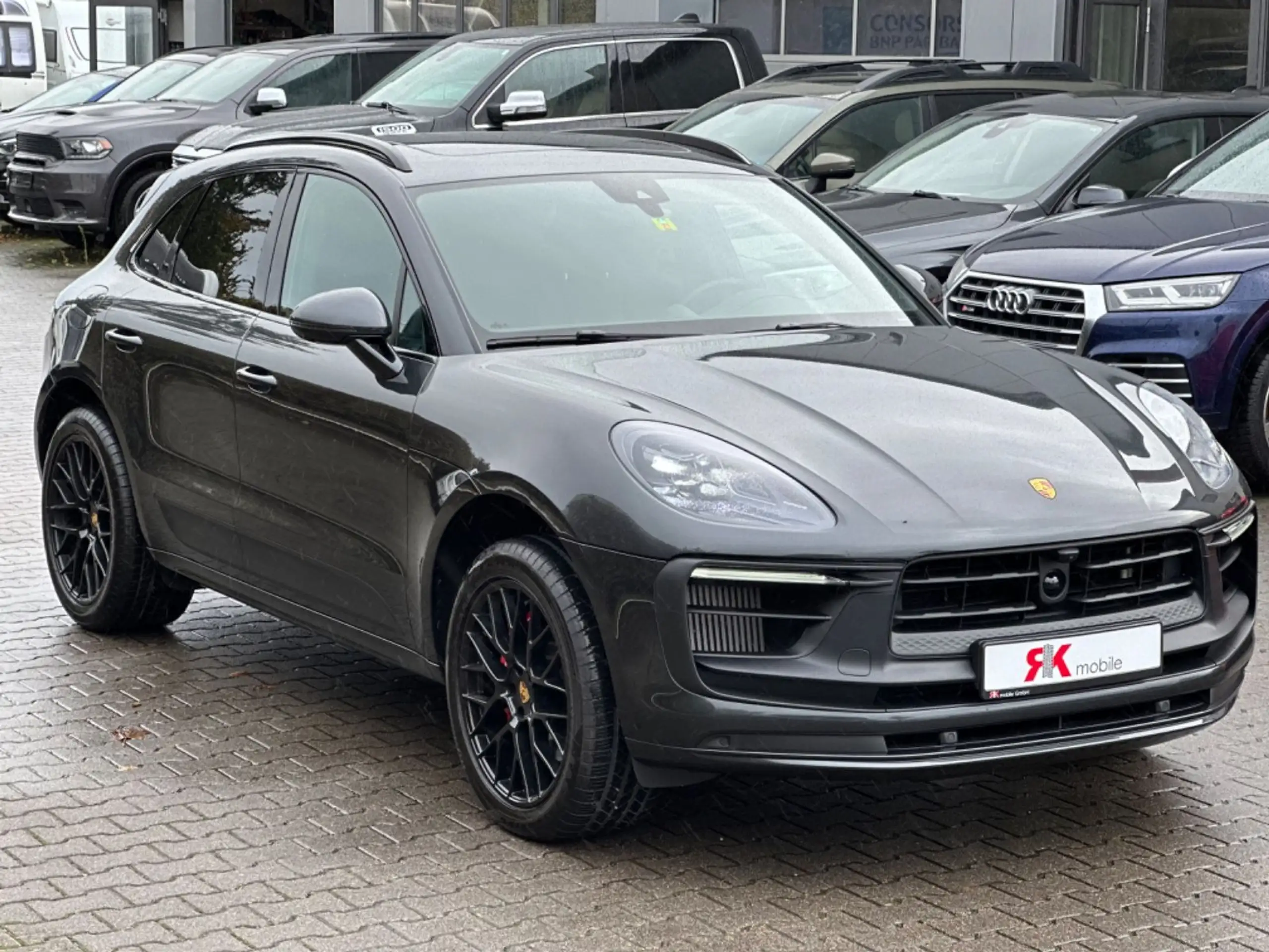 Porsche - Macan