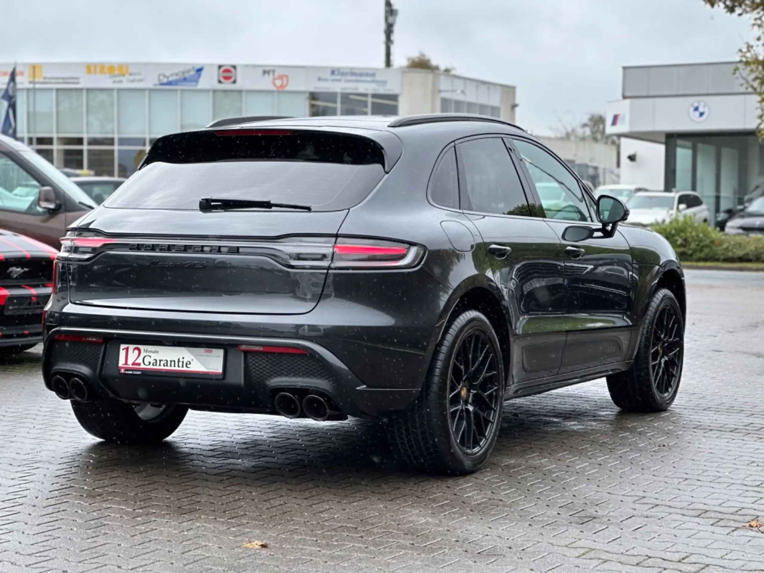 Porsche - Macan