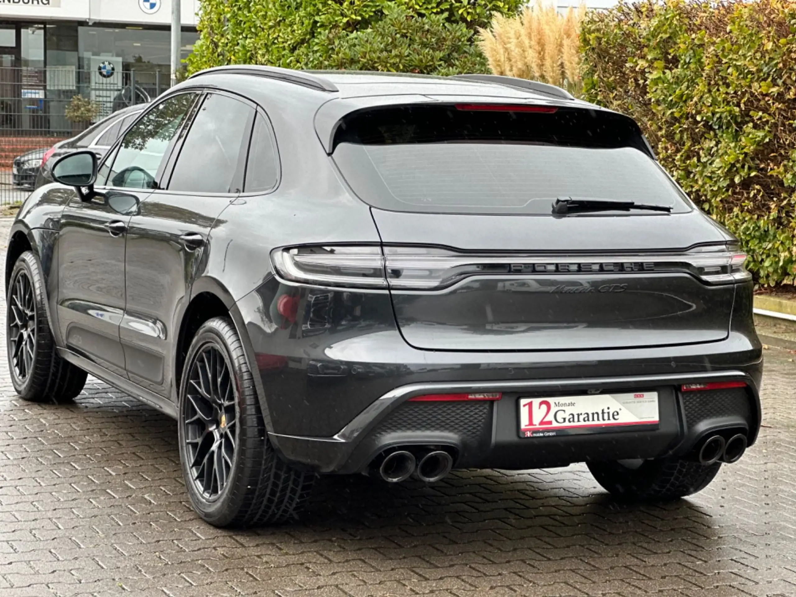 Porsche - Macan