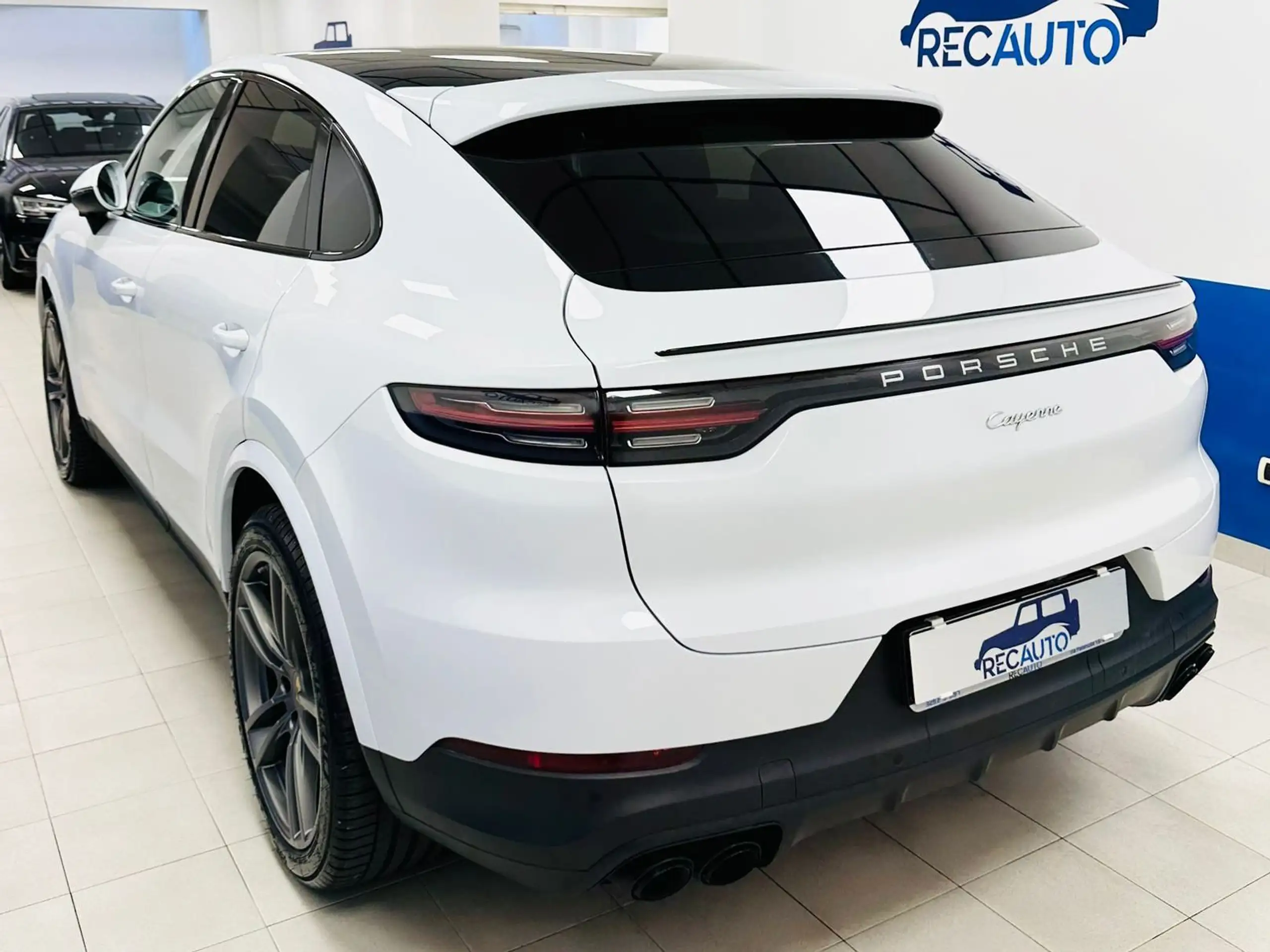 Porsche - Cayenne