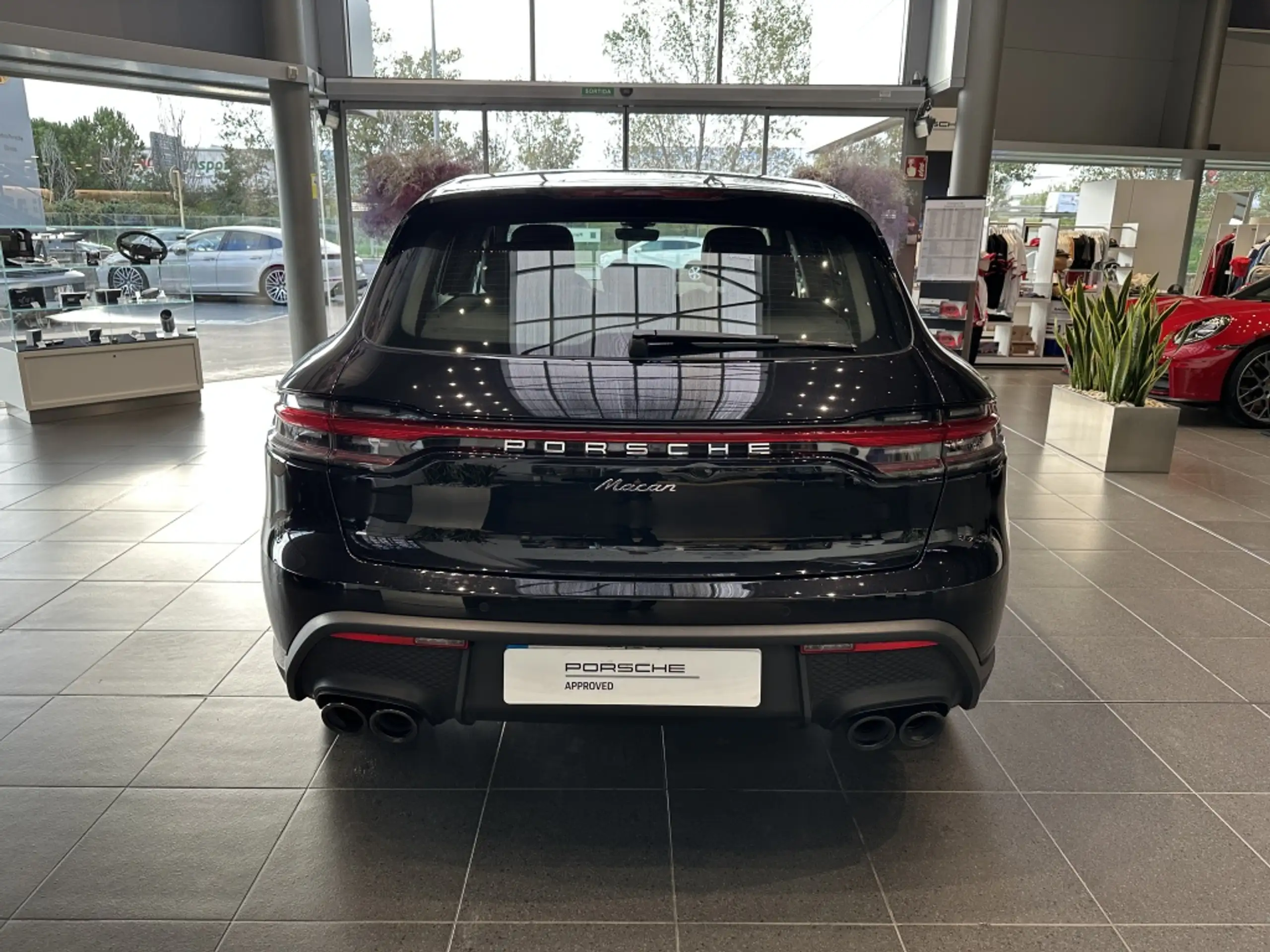 Porsche - Macan