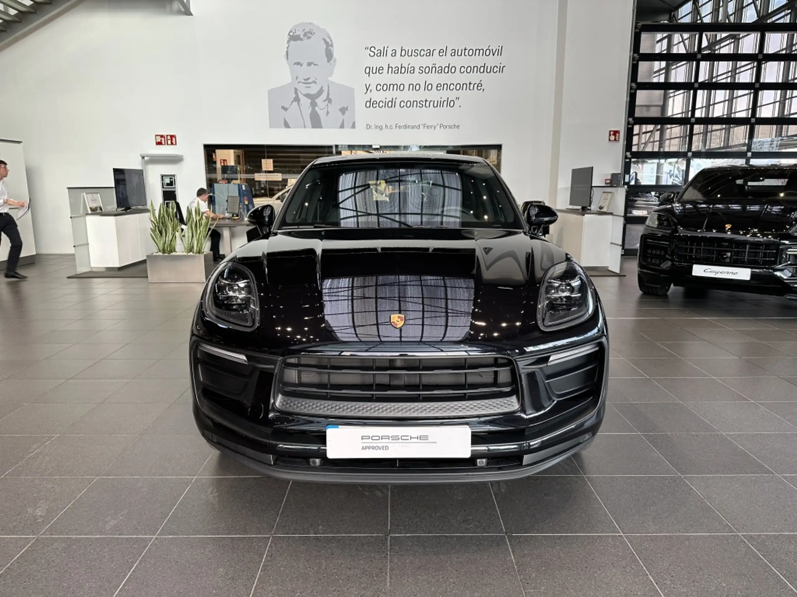 Porsche - Macan