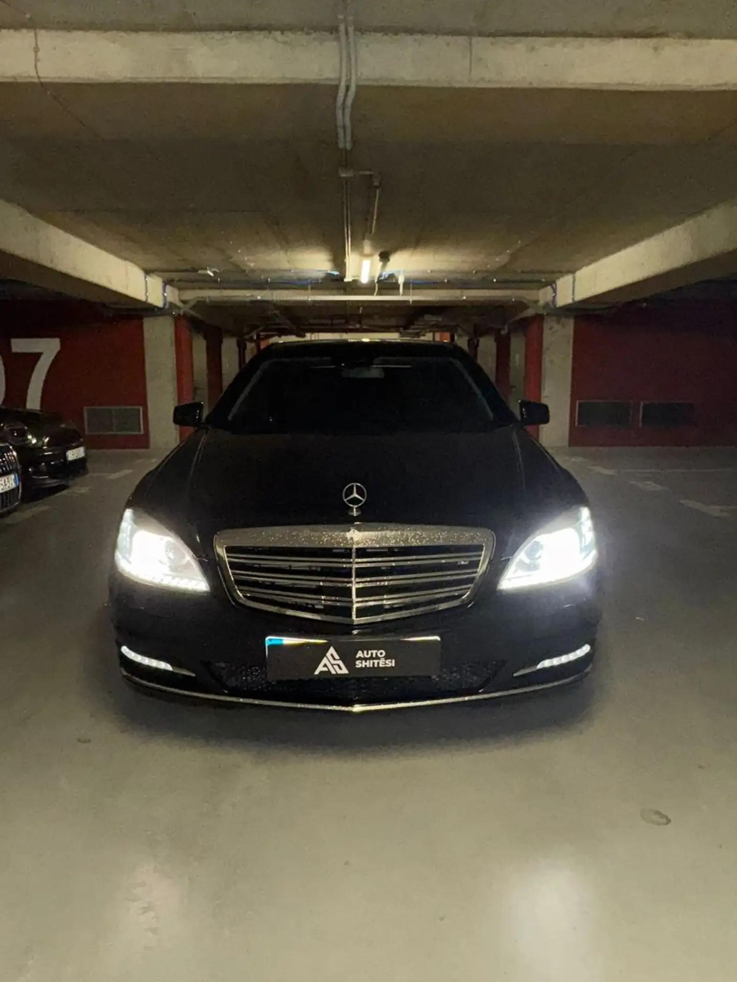 Mercedes-Benz - S 600