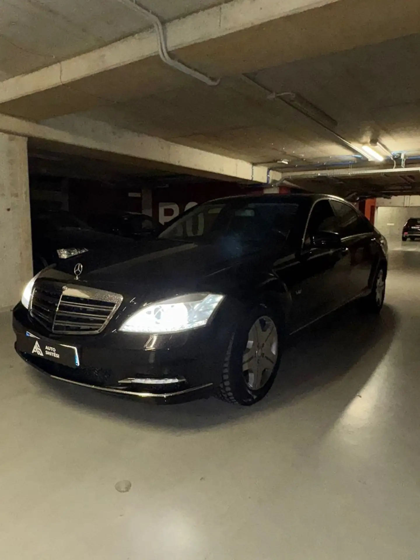 Mercedes-Benz - S 600