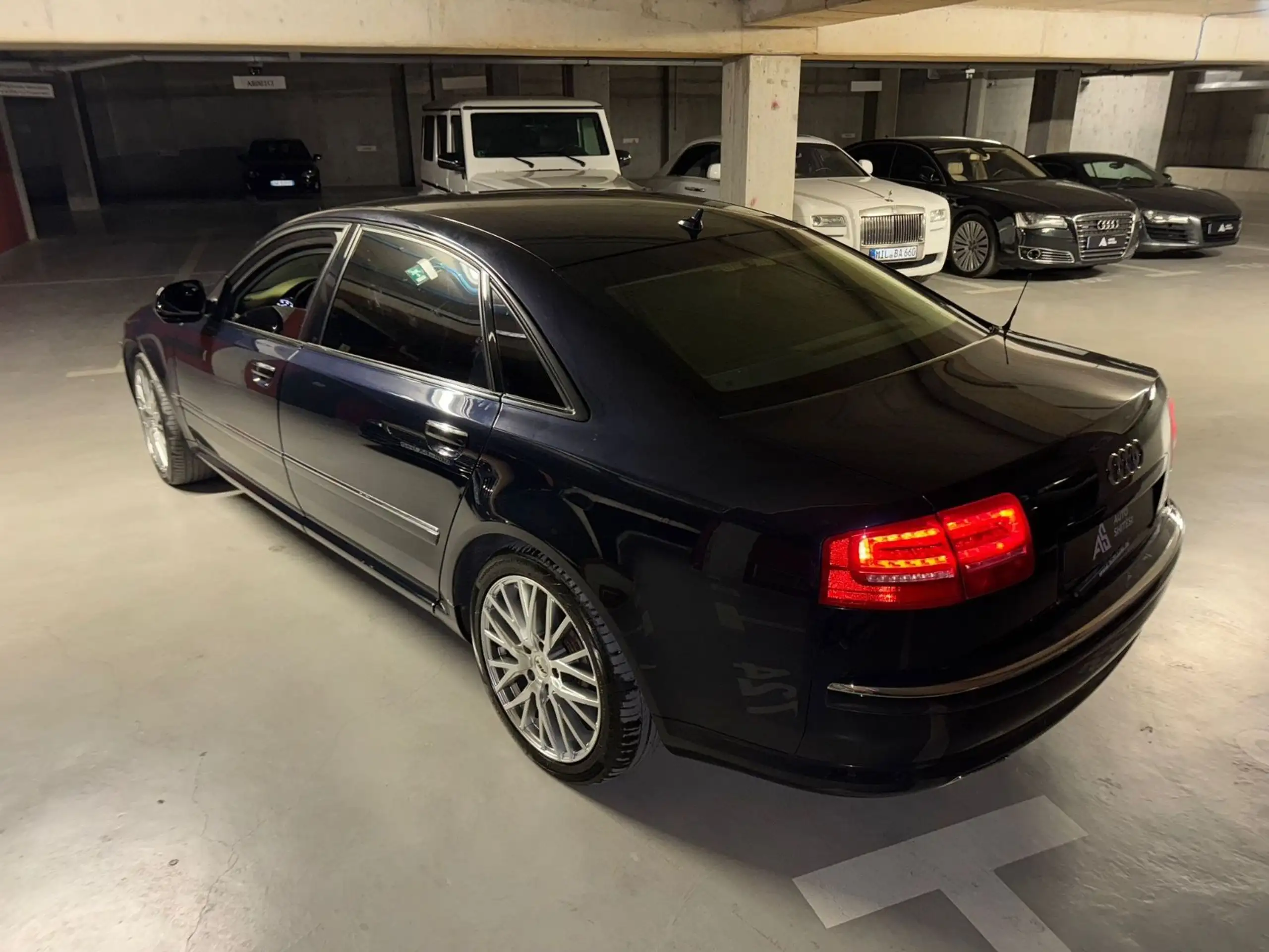 Audi - A8