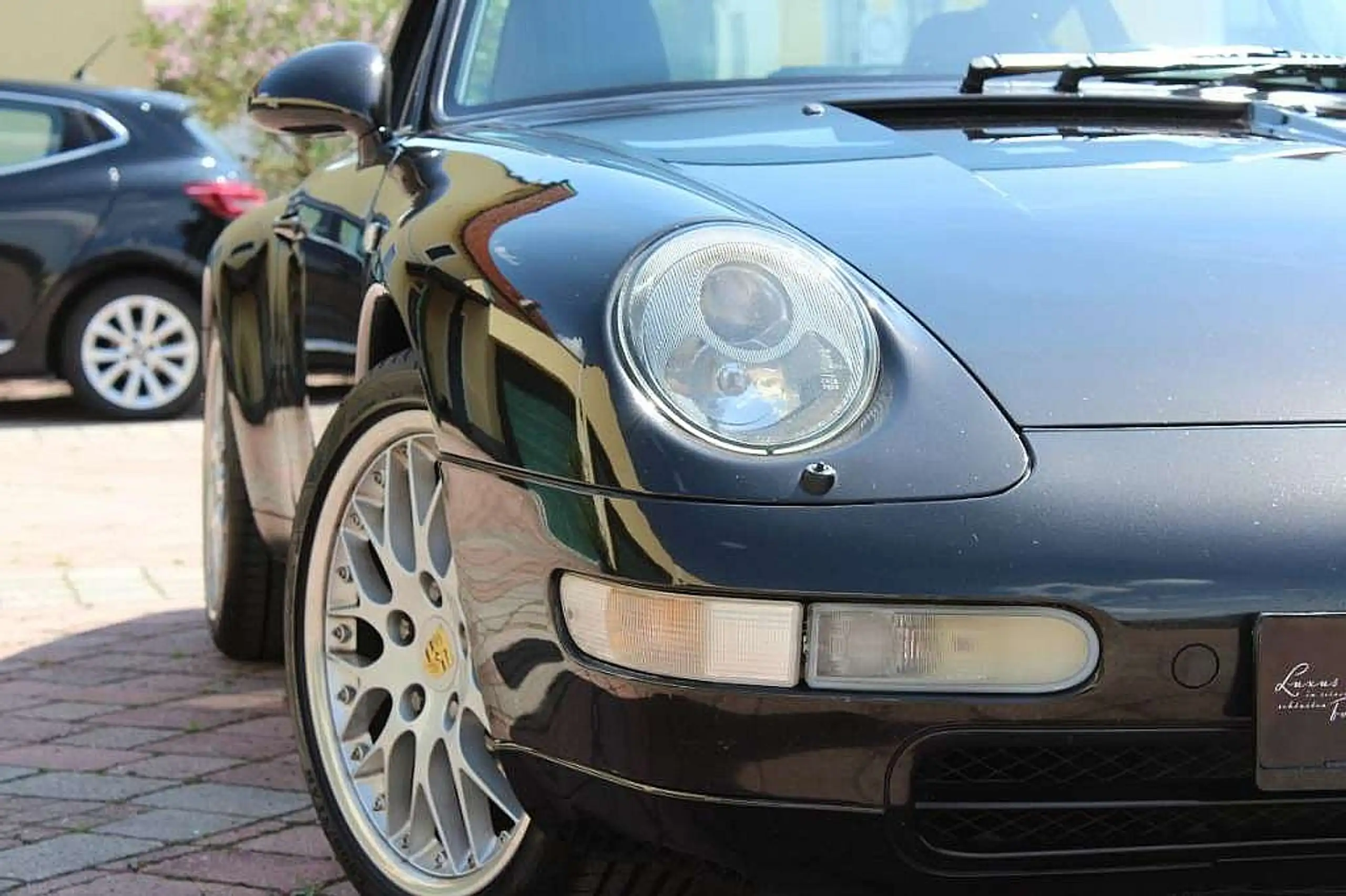 Porsche - 993