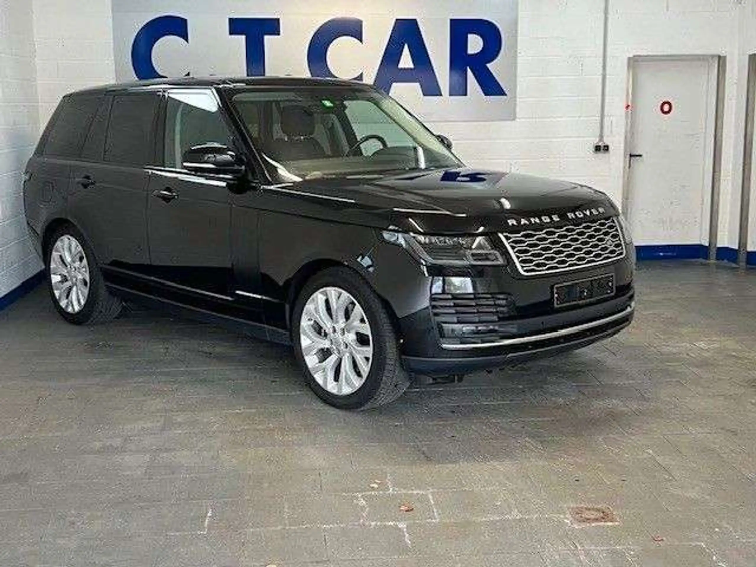 Land Rover - Range Rover