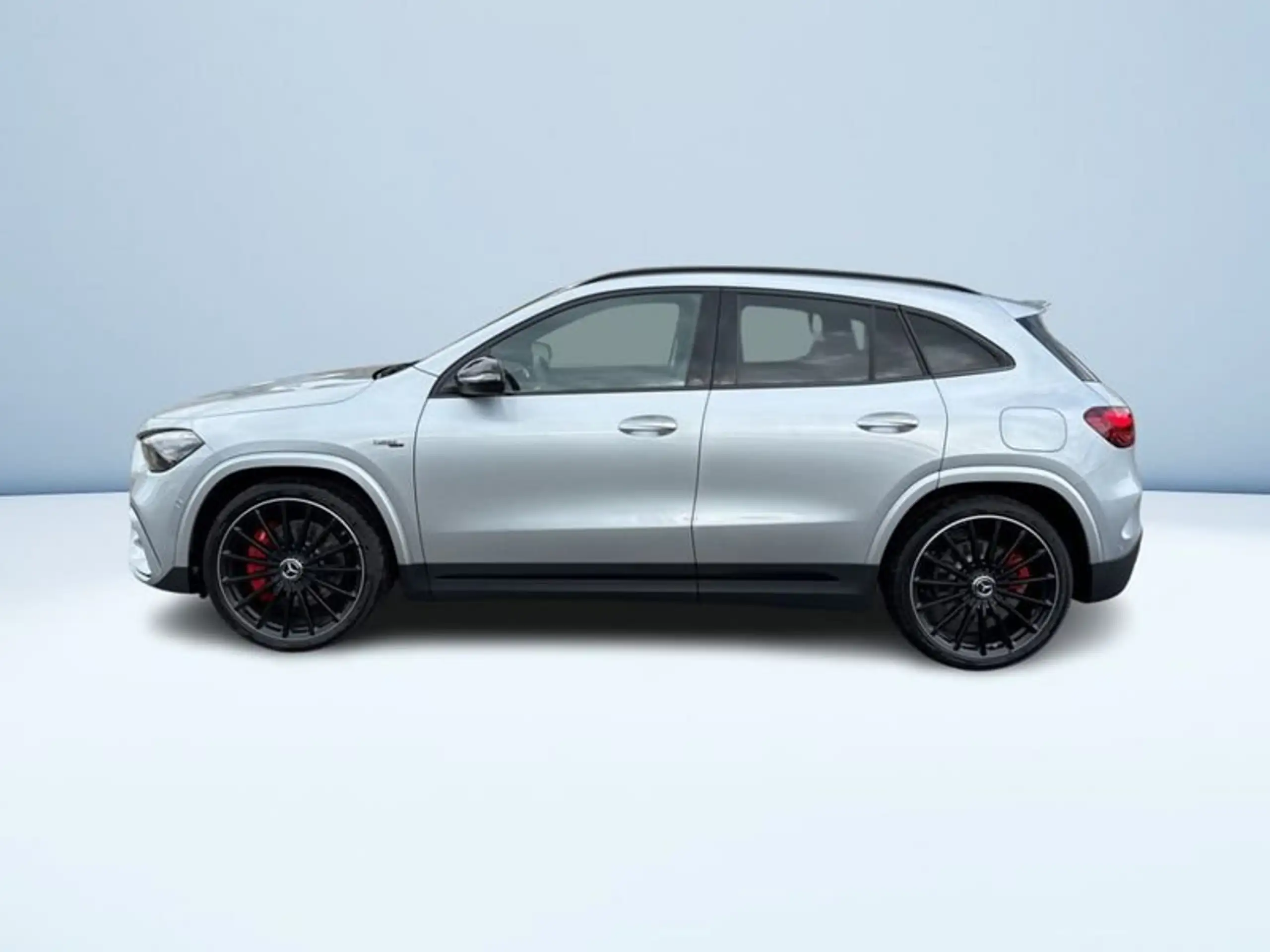 Mercedes-Benz - GLA 35 AMG