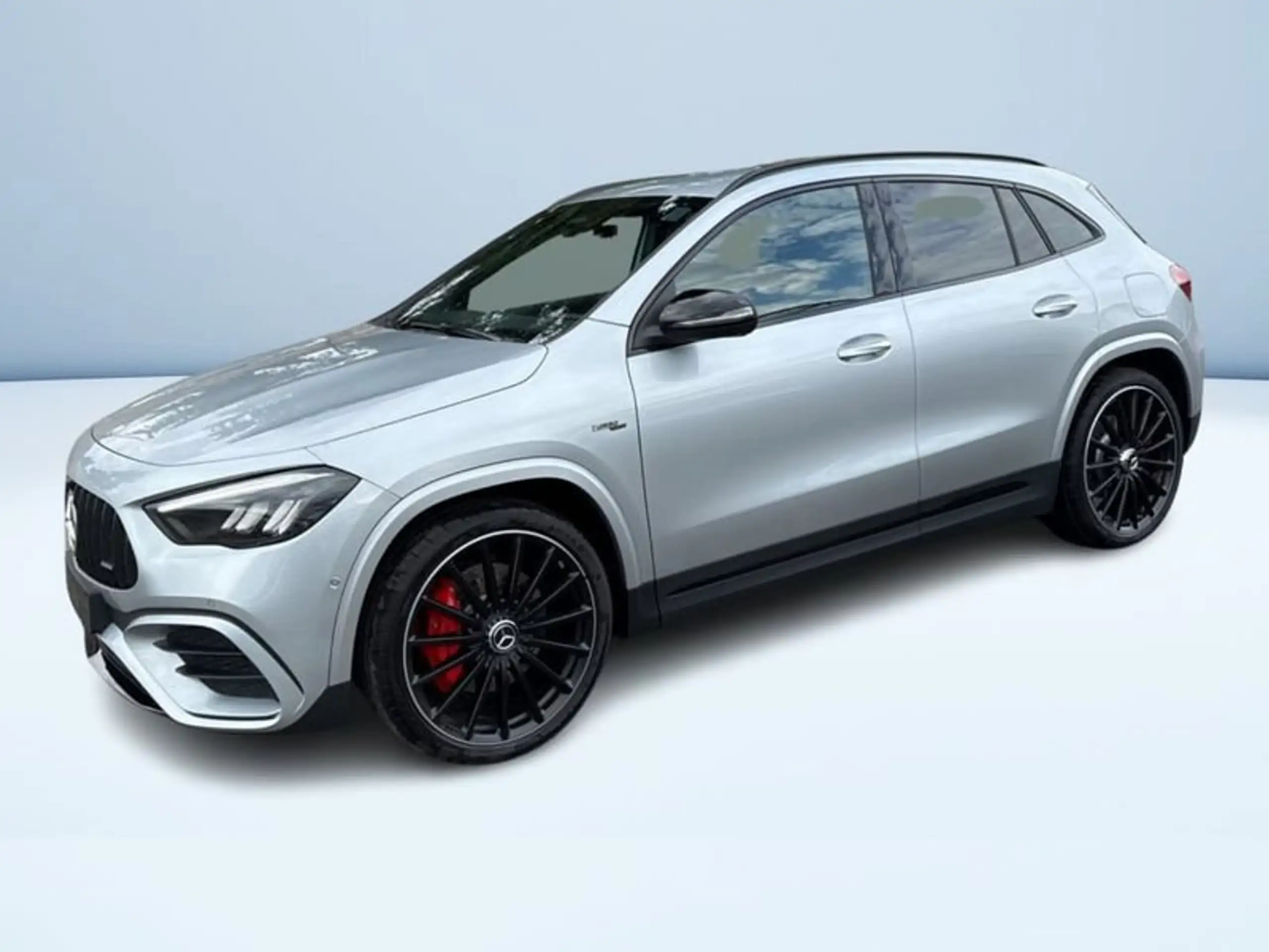 Mercedes-Benz - GLA 35 AMG