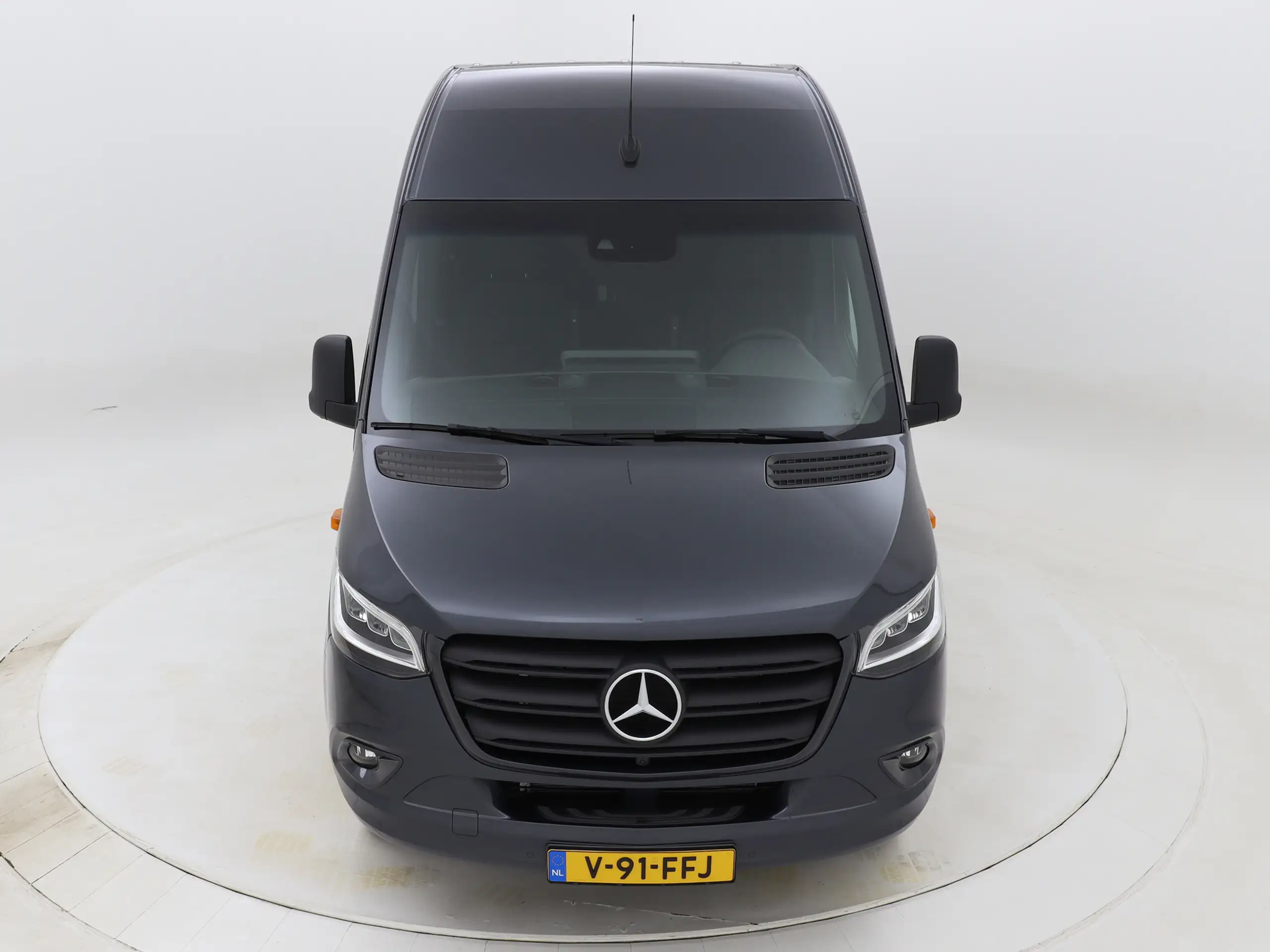 Mercedes-Benz - Sprinter