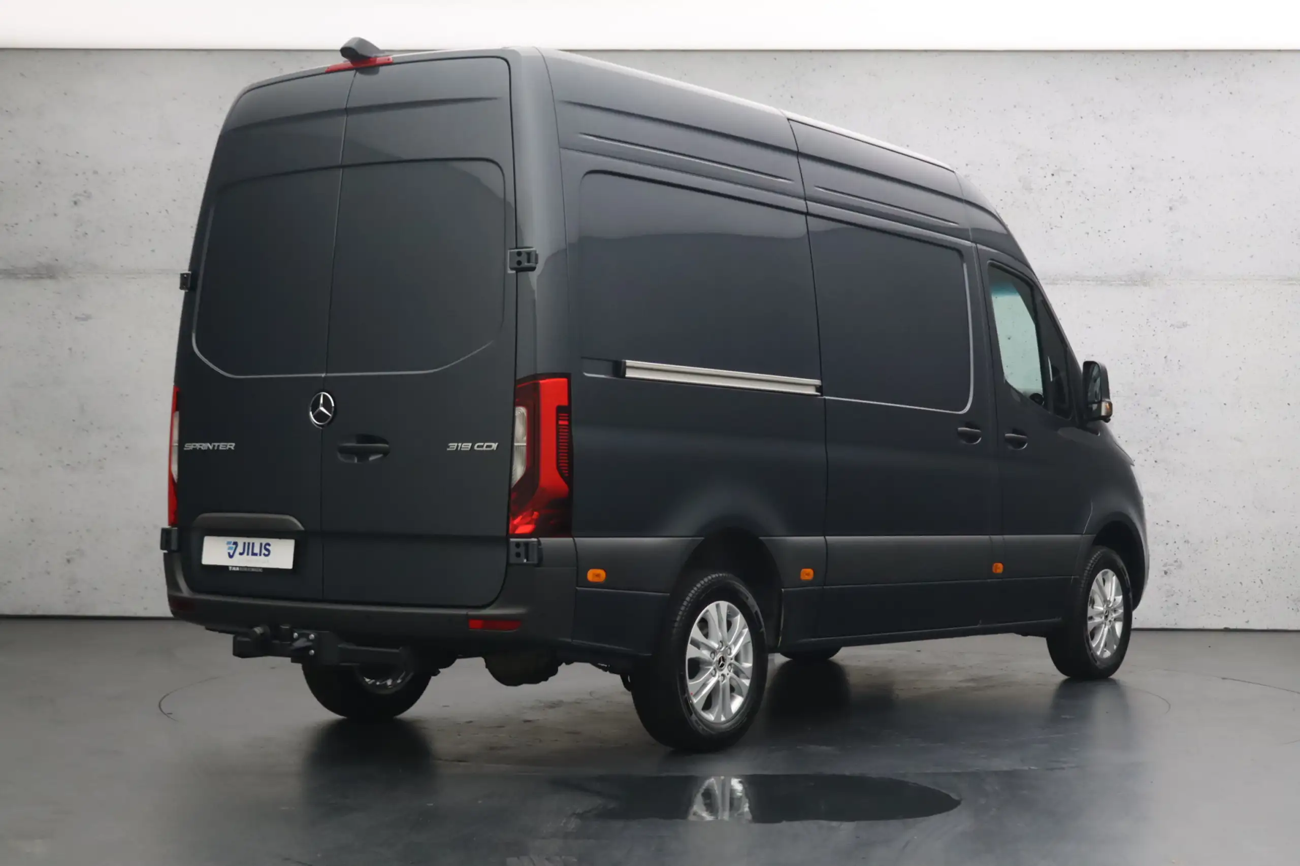 Mercedes-Benz - Sprinter