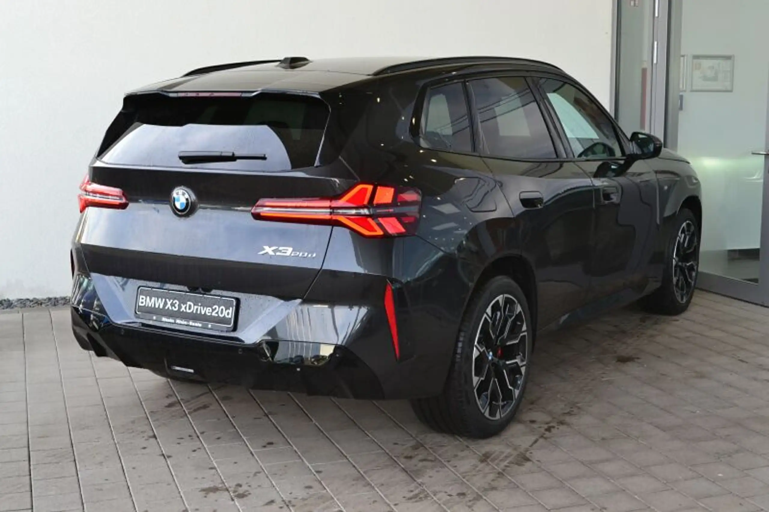 BMW - X3