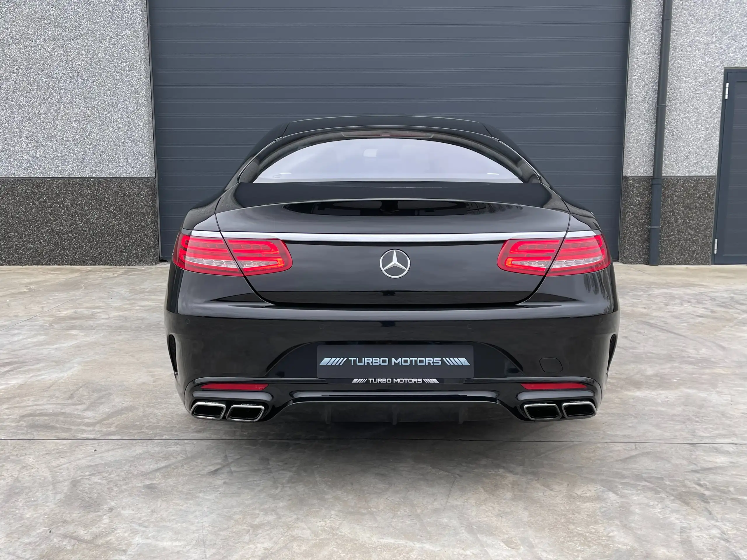 Mercedes-Benz - S 63 AMG