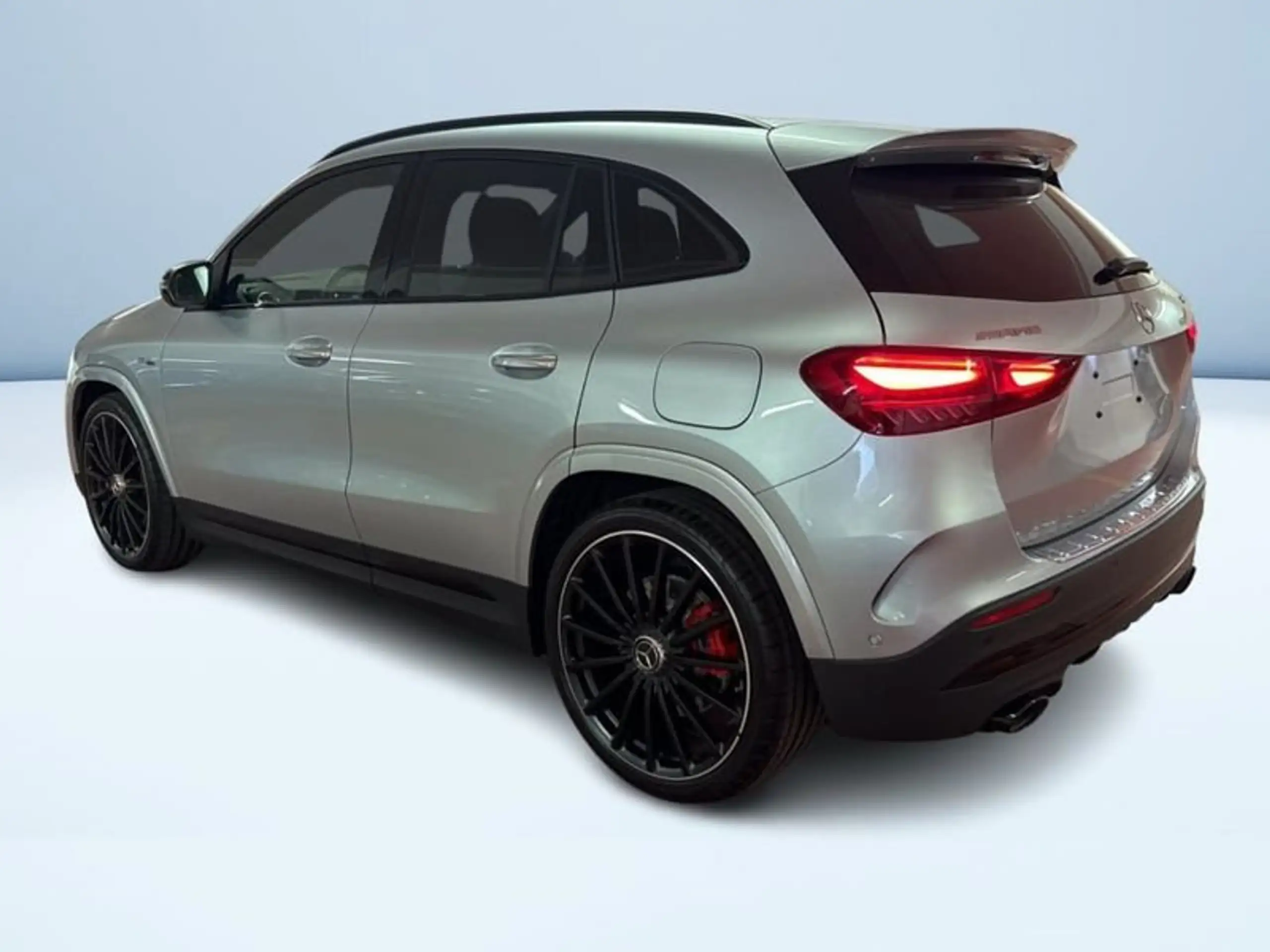 Mercedes-Benz - GLA 35 AMG