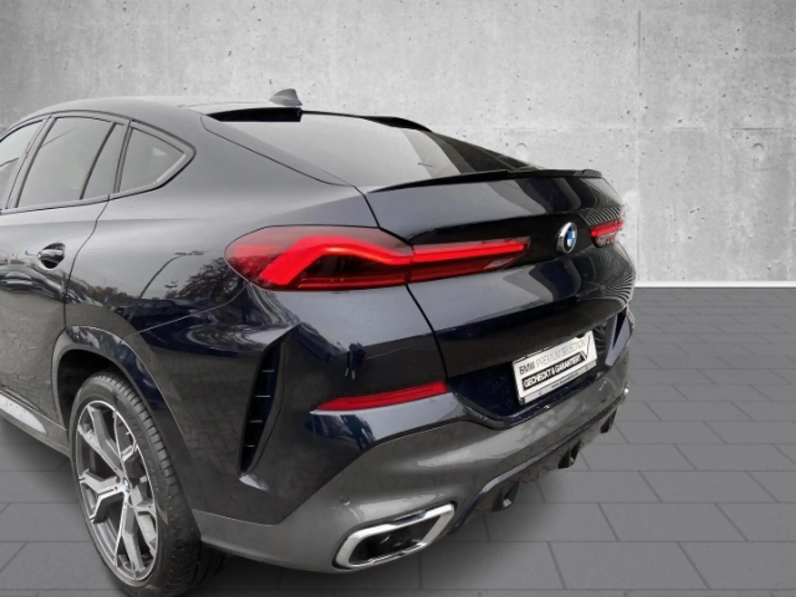 BMW - X6