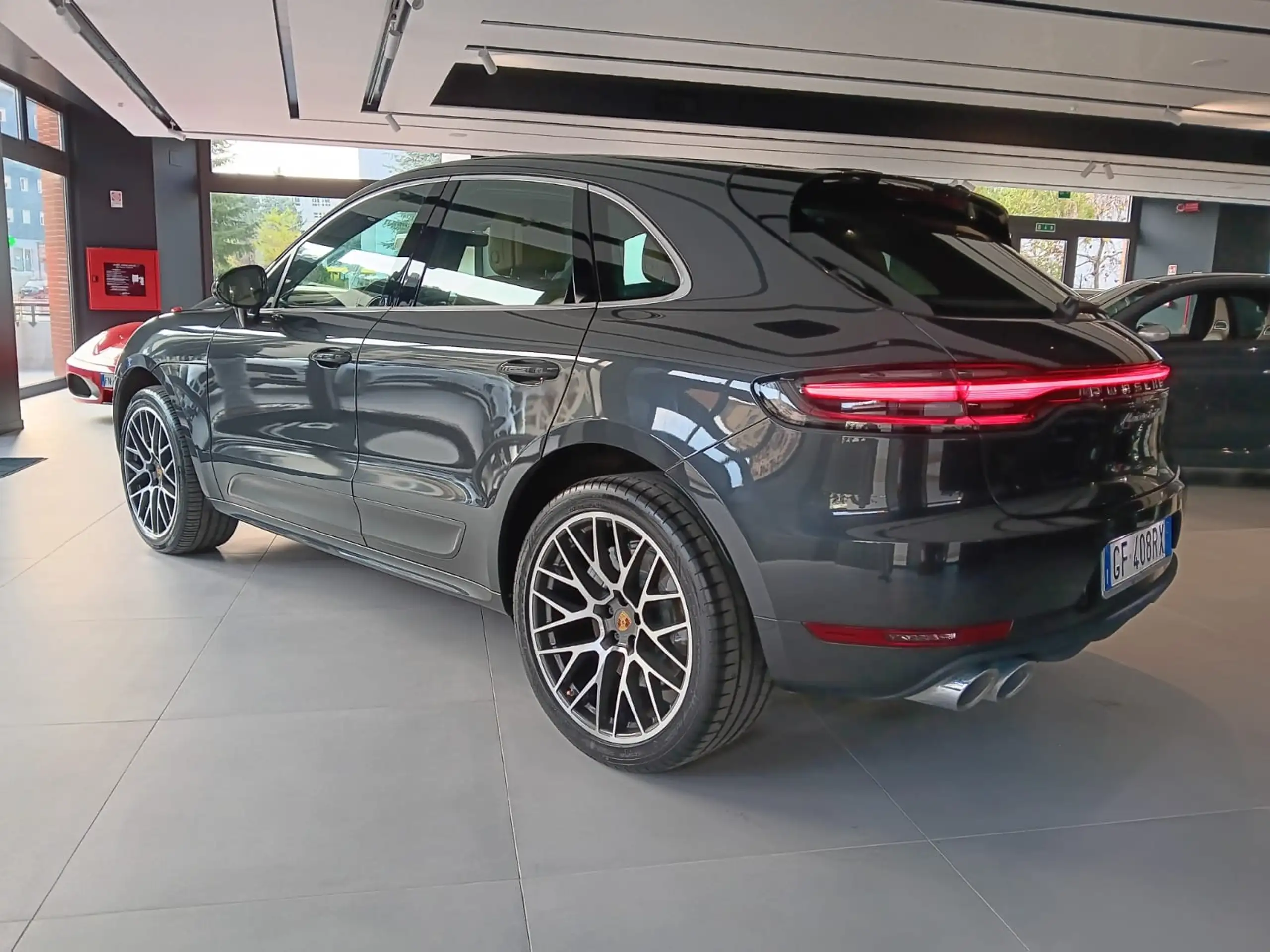 Porsche - Macan