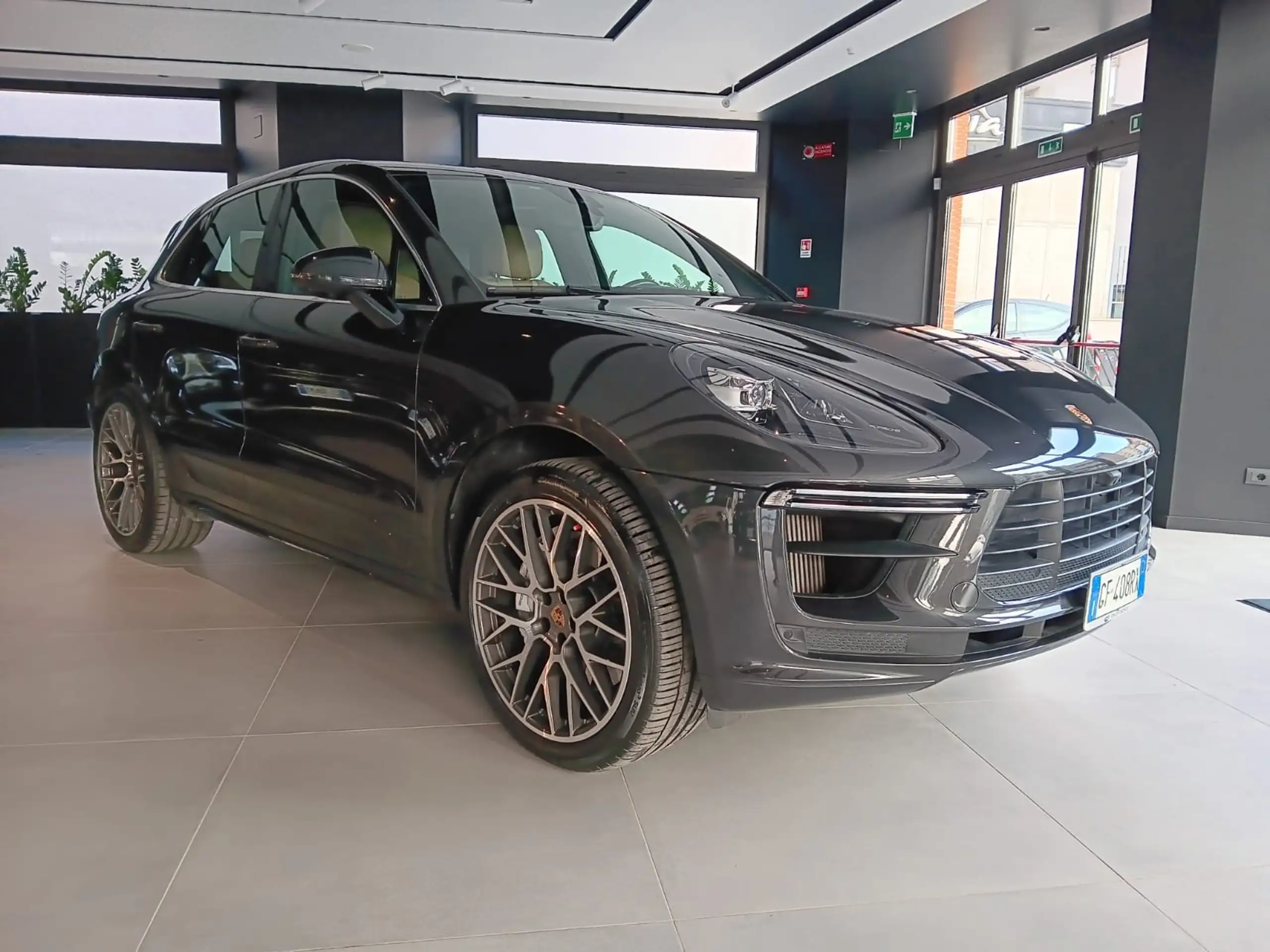 Porsche - Macan