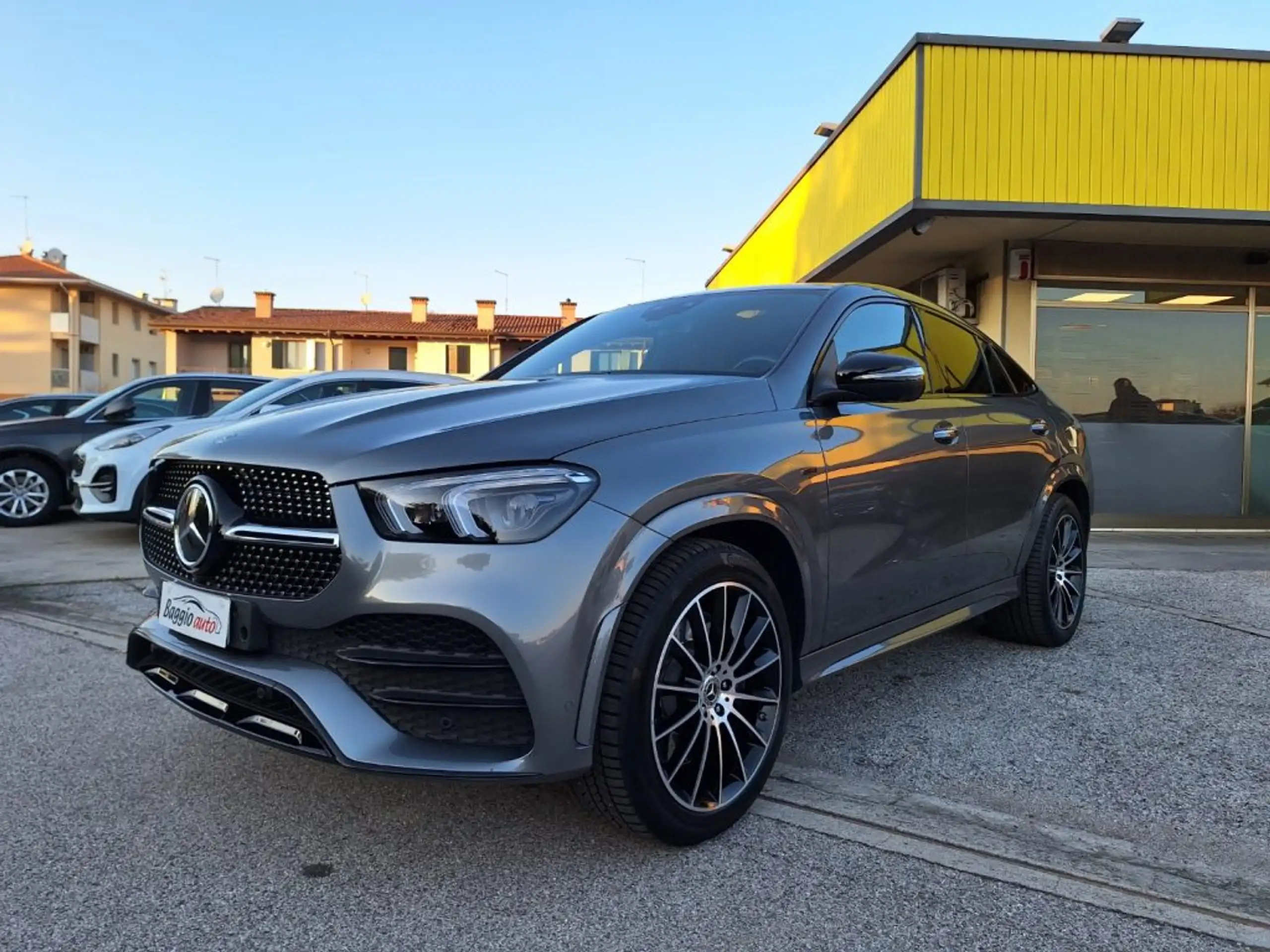 Mercedes-Benz - GLE 350