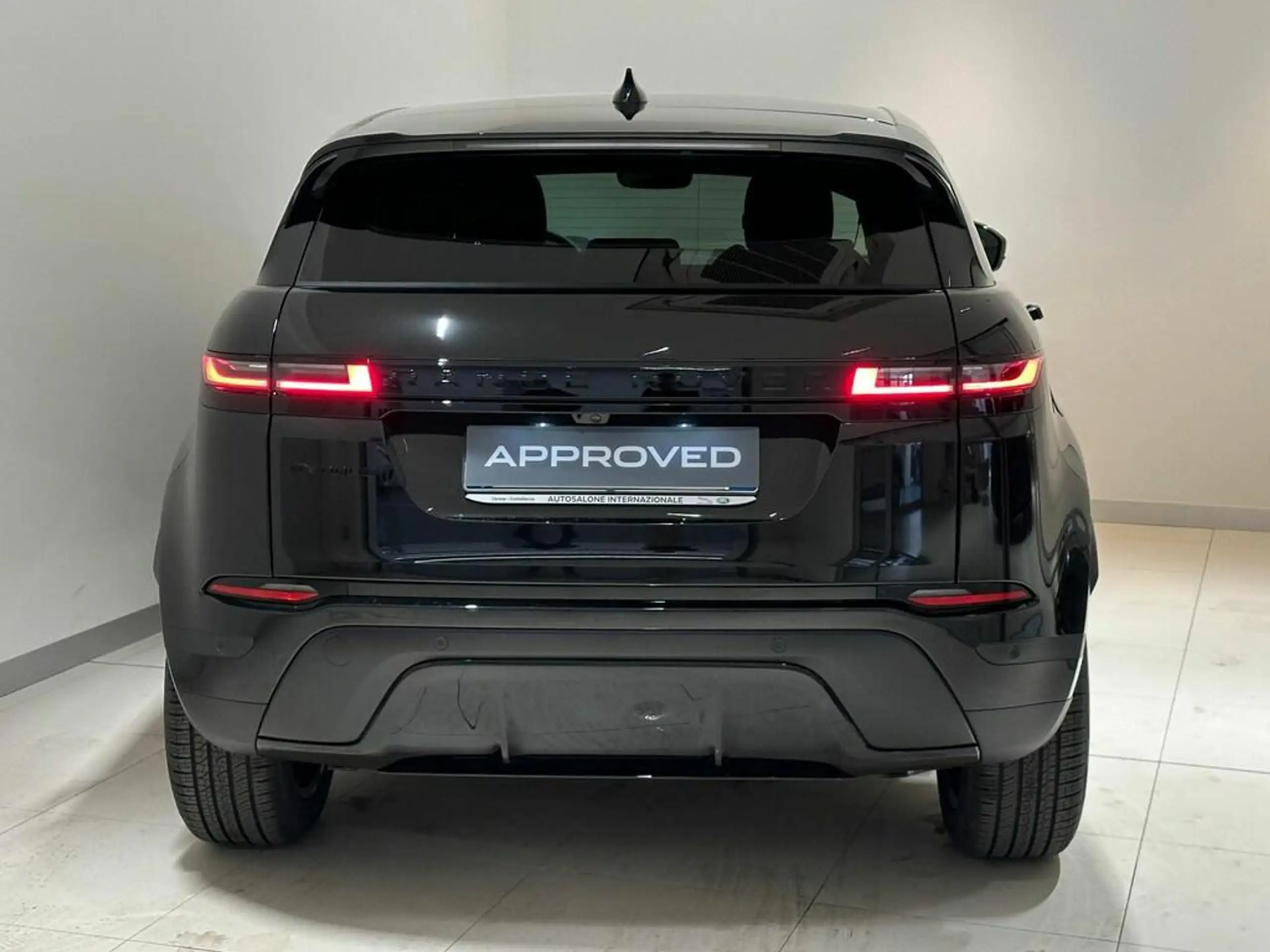 Land Rover - Range Rover Evoque