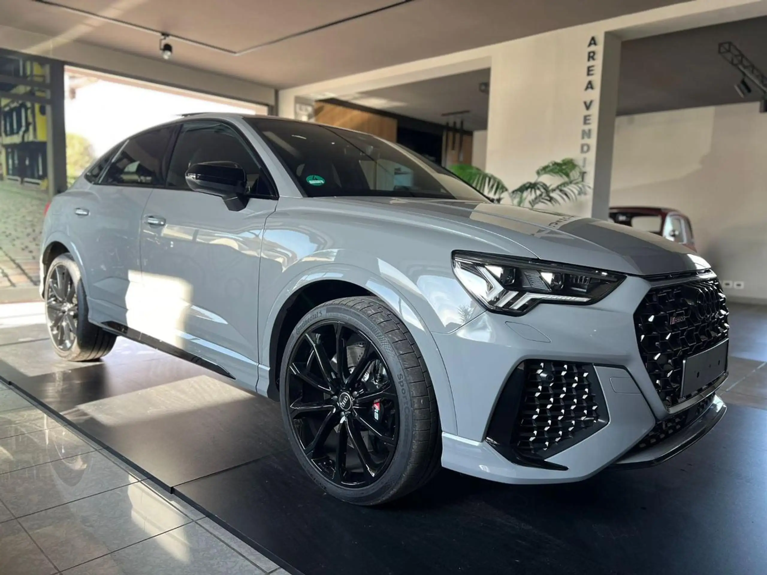 Audi - RS Q3