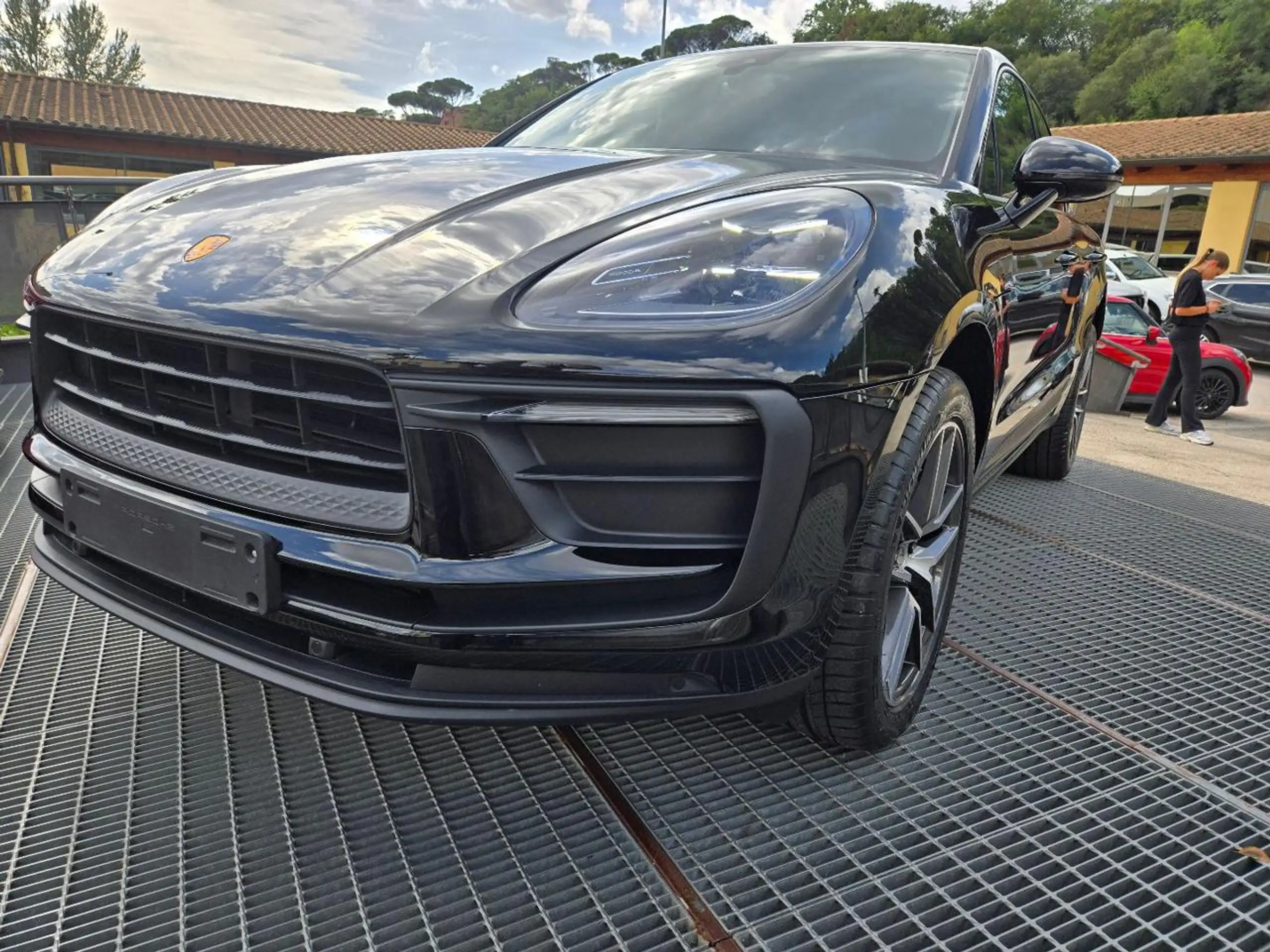 Porsche - Macan