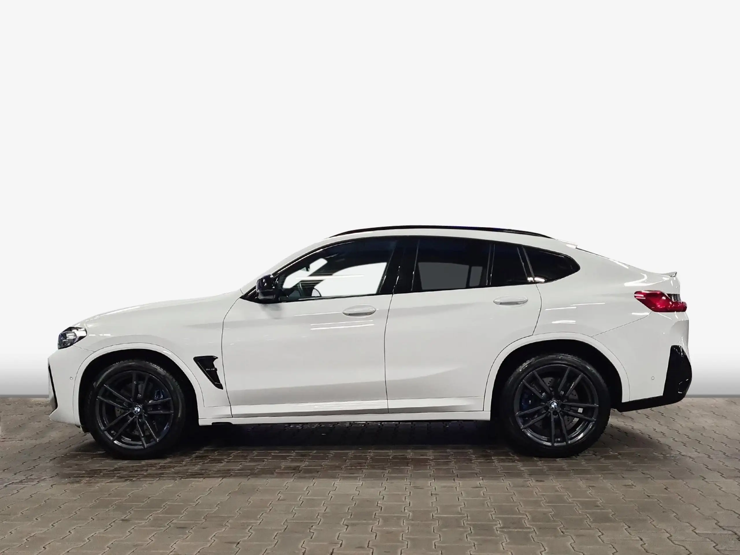 BMW - X4 M