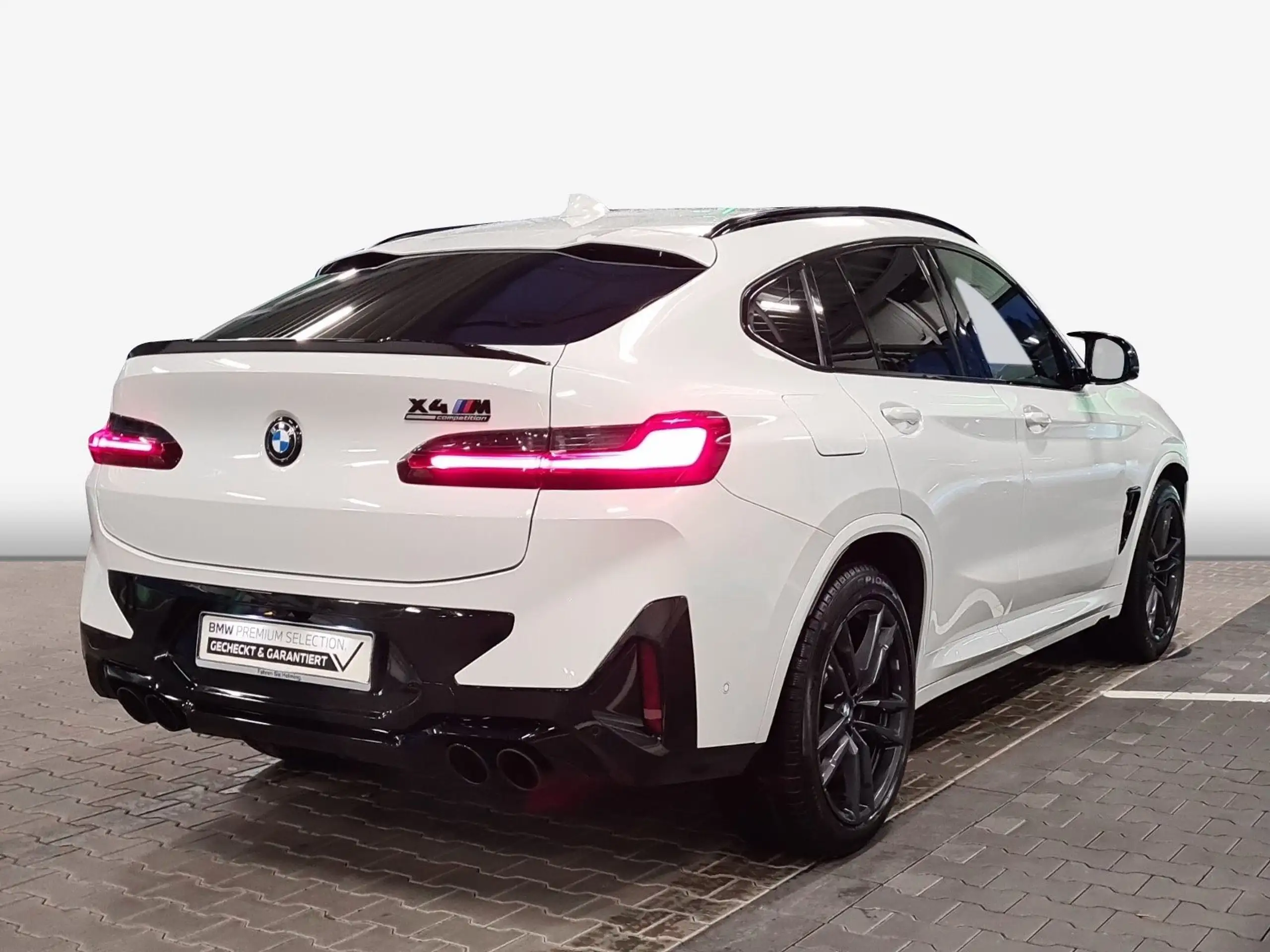 BMW - X4 M