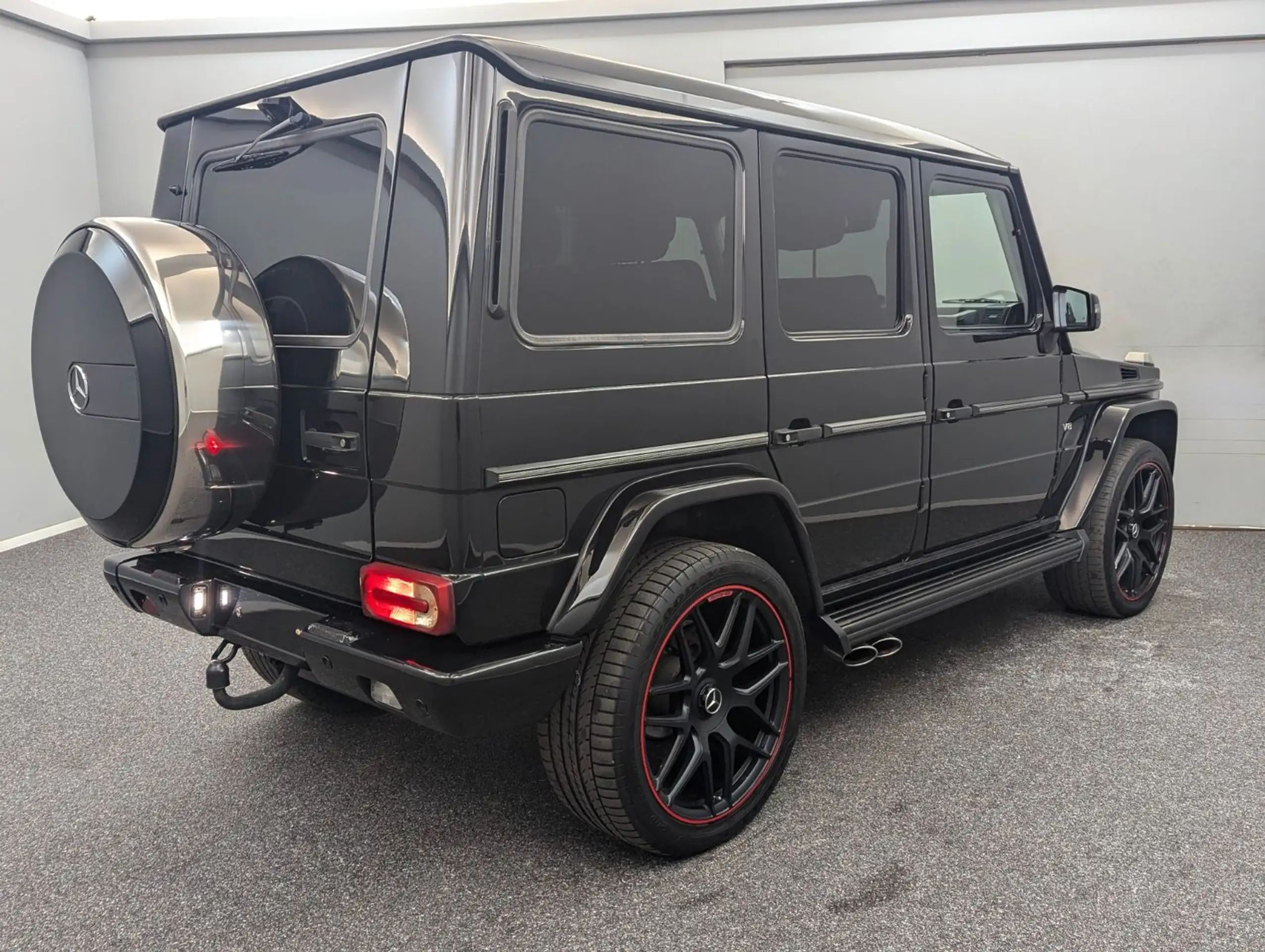 Mercedes-Benz - G 500