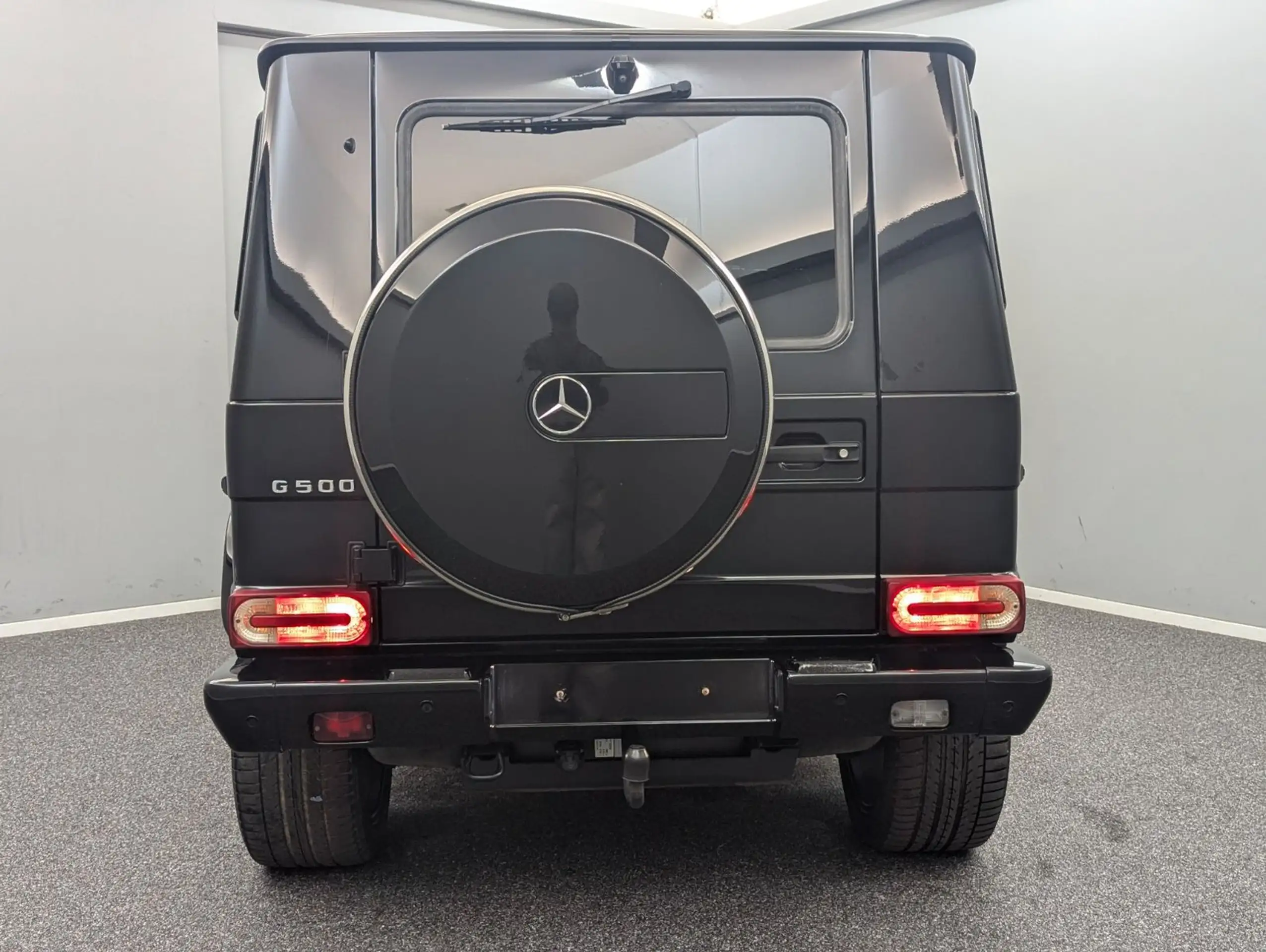 Mercedes-Benz - G 500