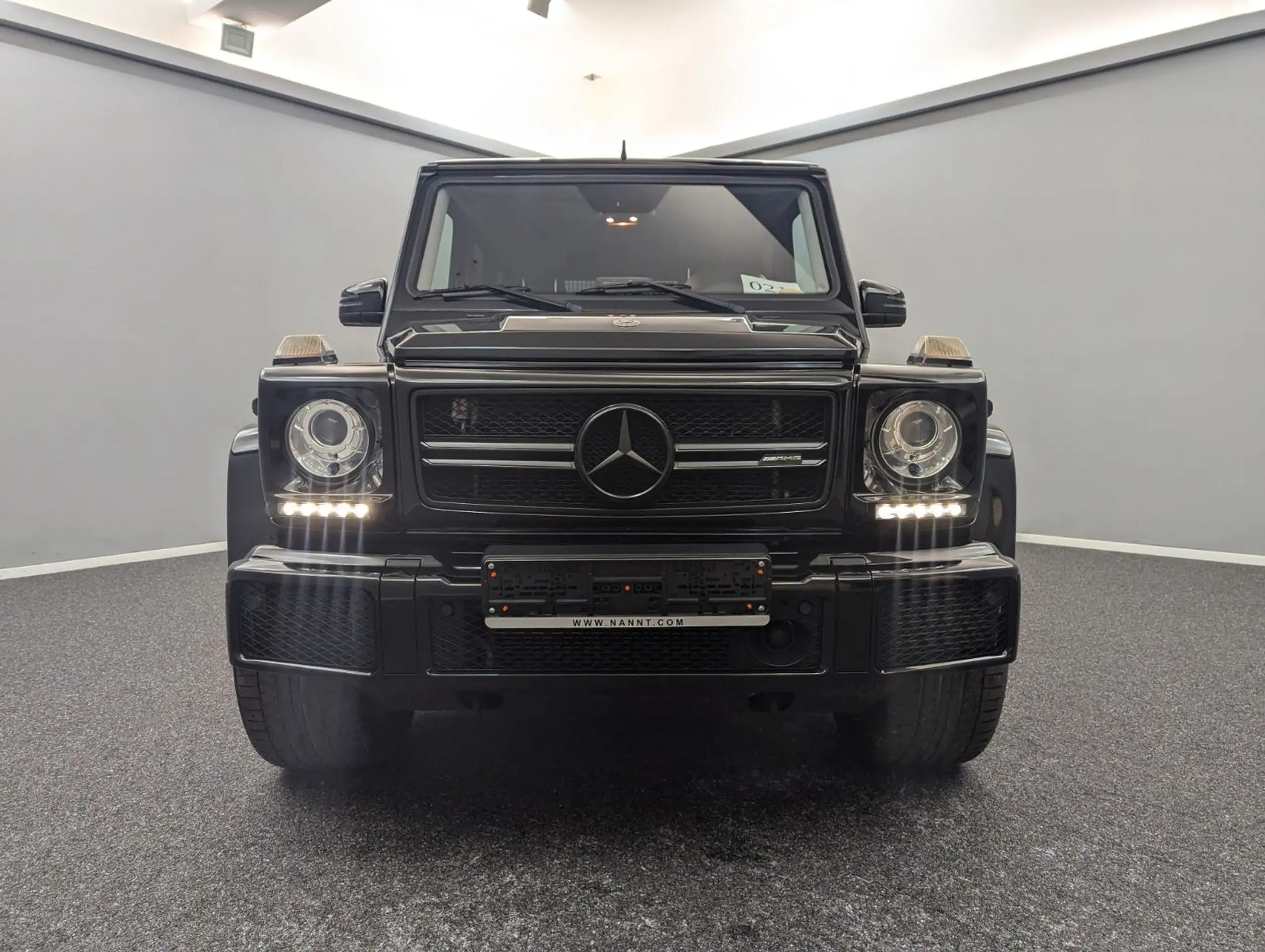 Mercedes-Benz - G 500