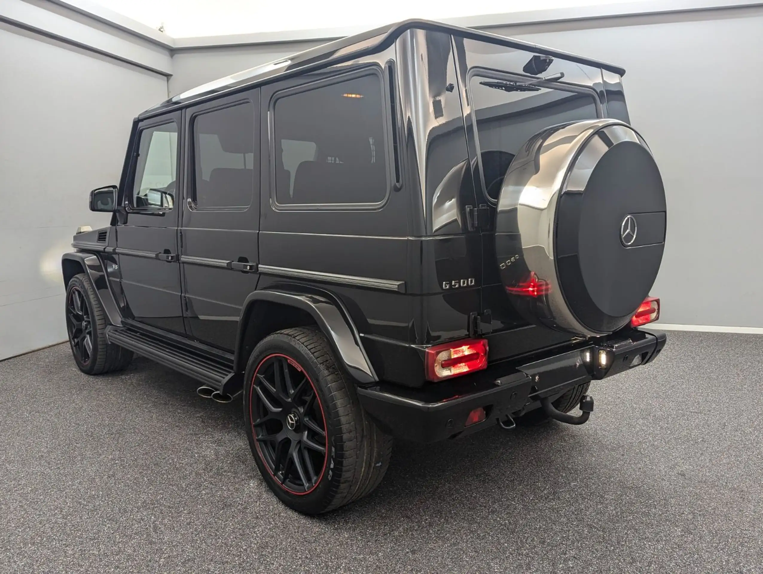 Mercedes-Benz - G 500