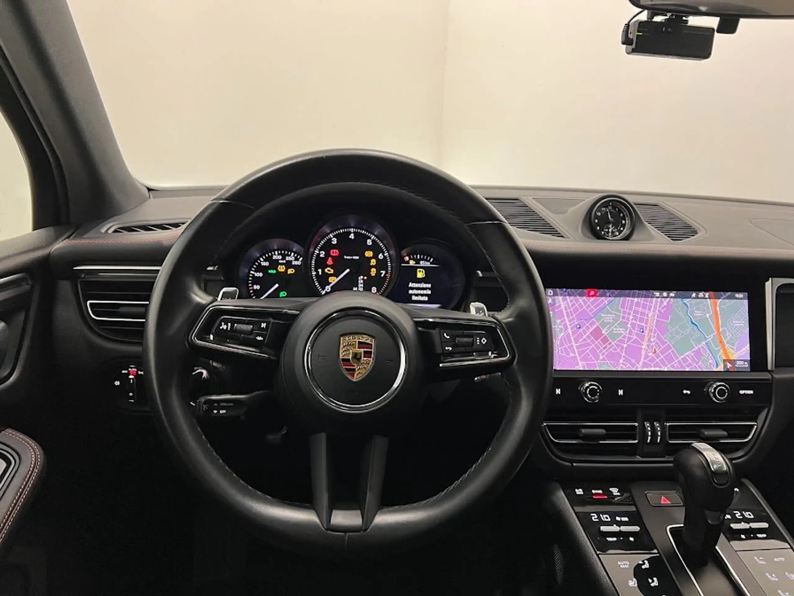 Porsche - Macan